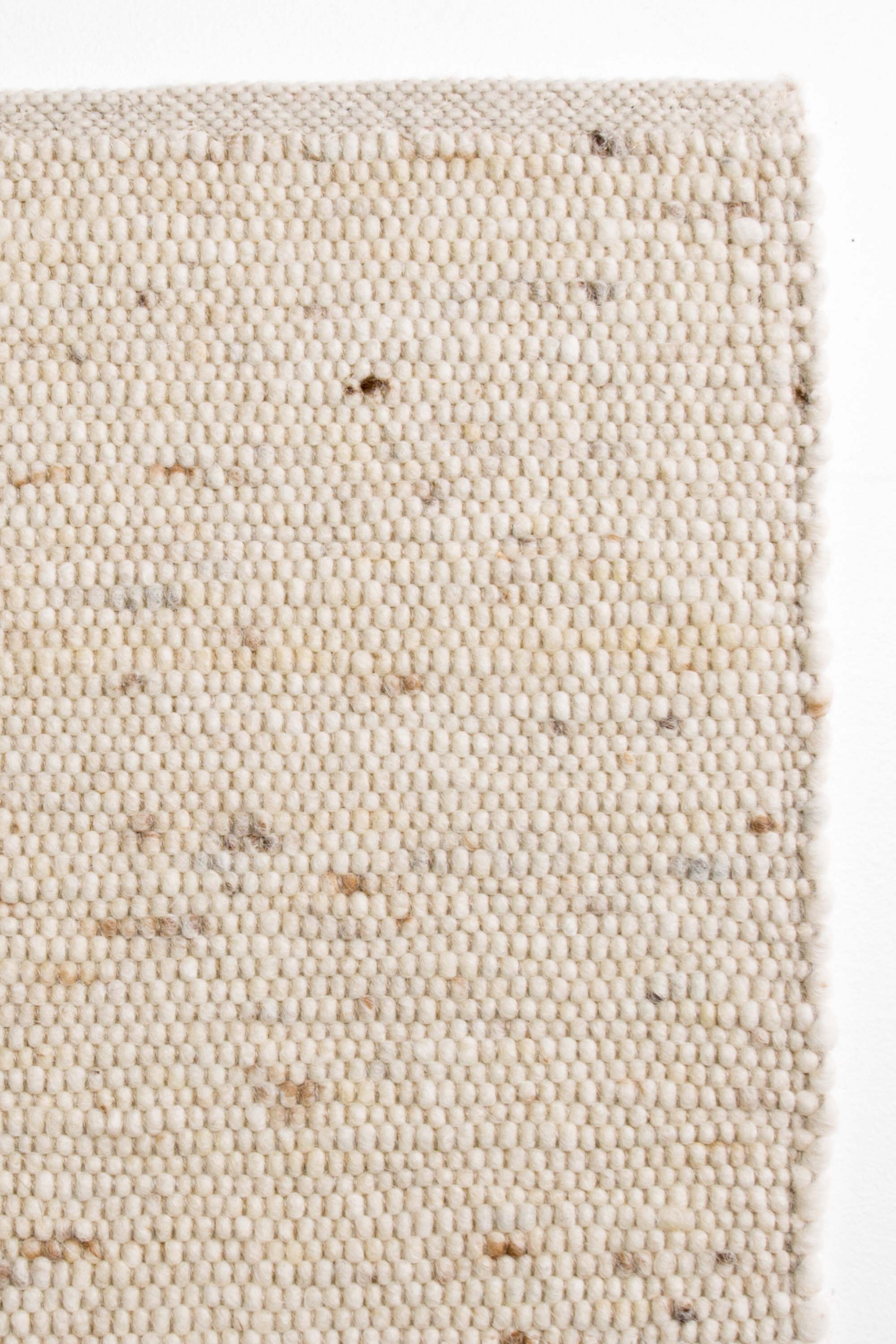 Cream luxury plain handwoven rug