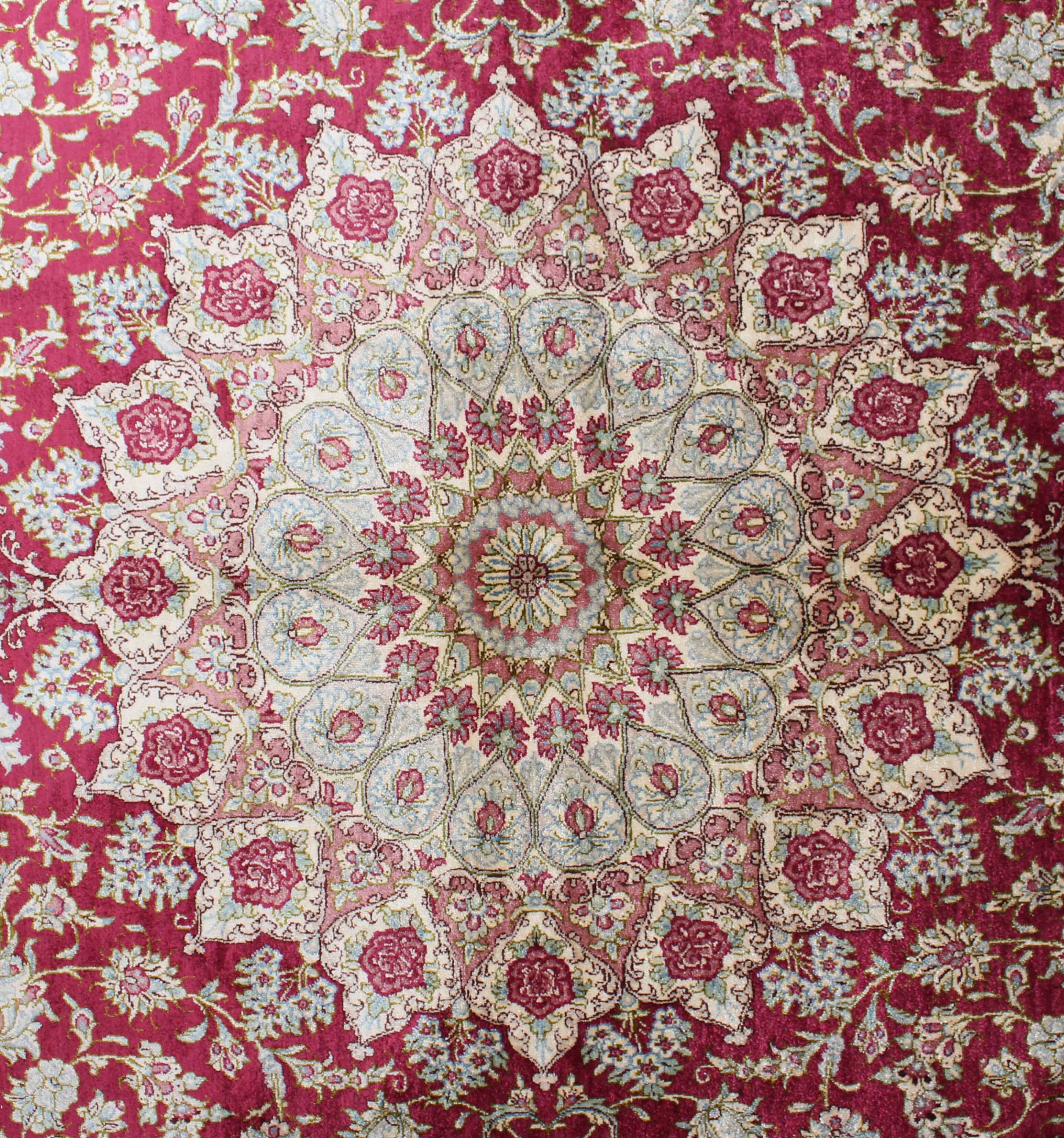 Ghom Silk 1163226