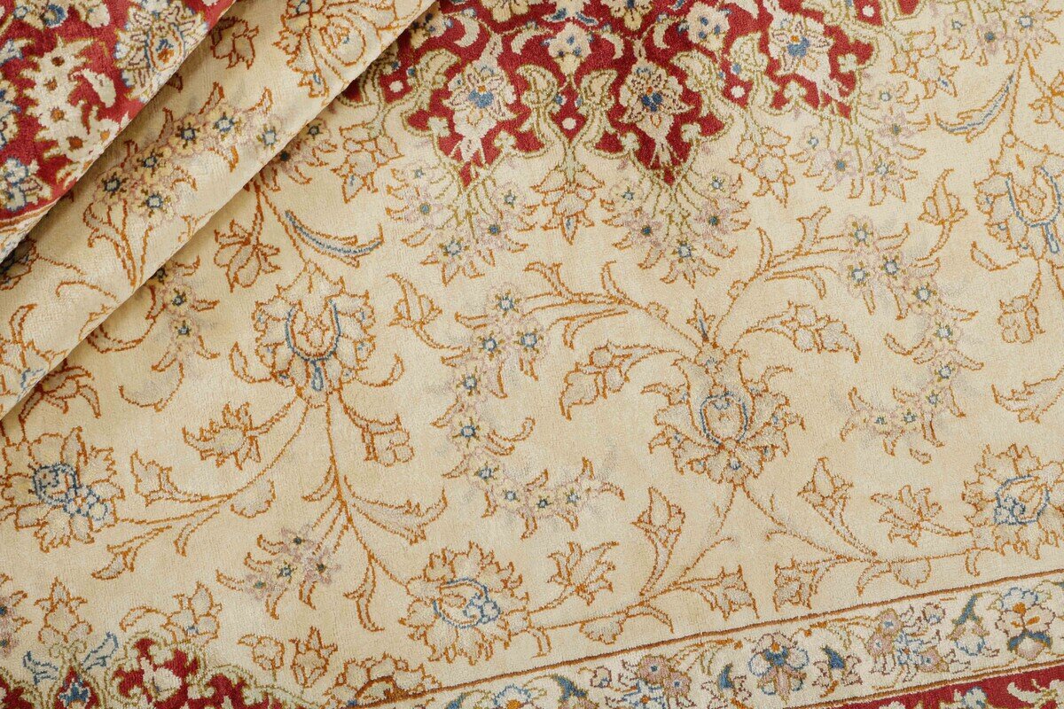 Ghom Silk 1259456