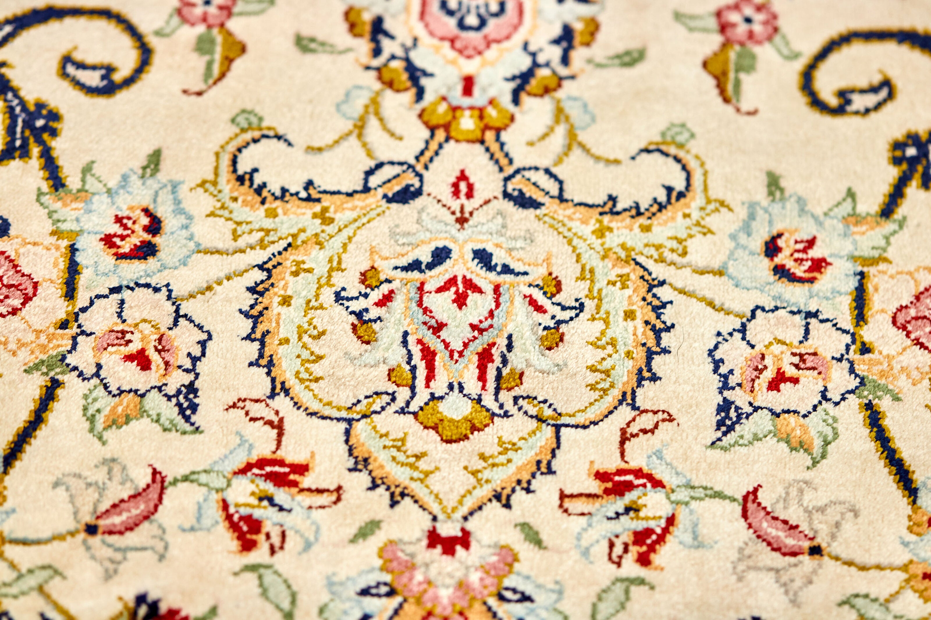 Ghom Silk 1259569