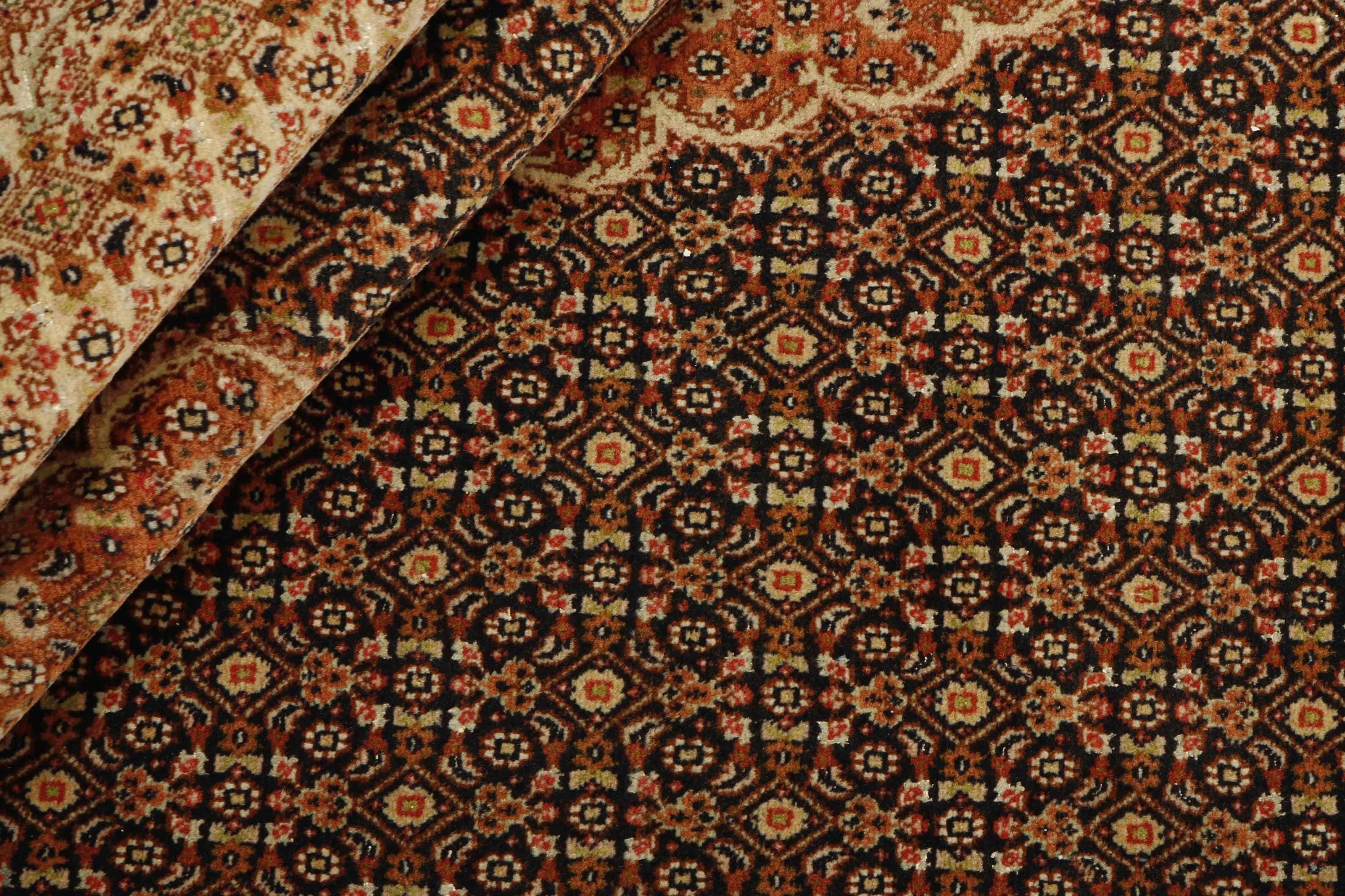 Tabriz 50 Mahi 1259676