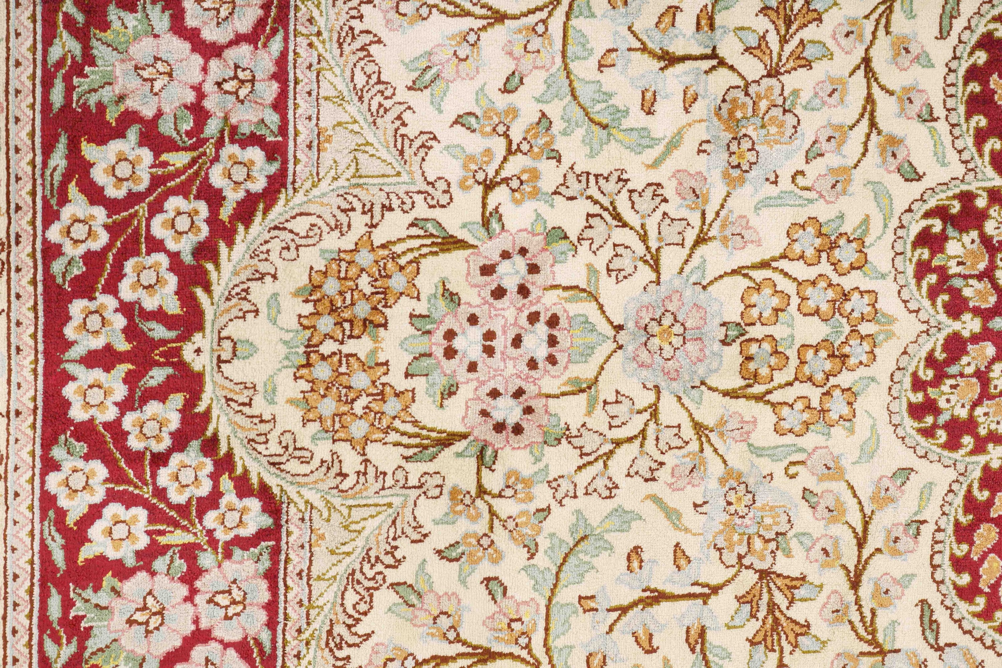 Ghom Silk 1262518