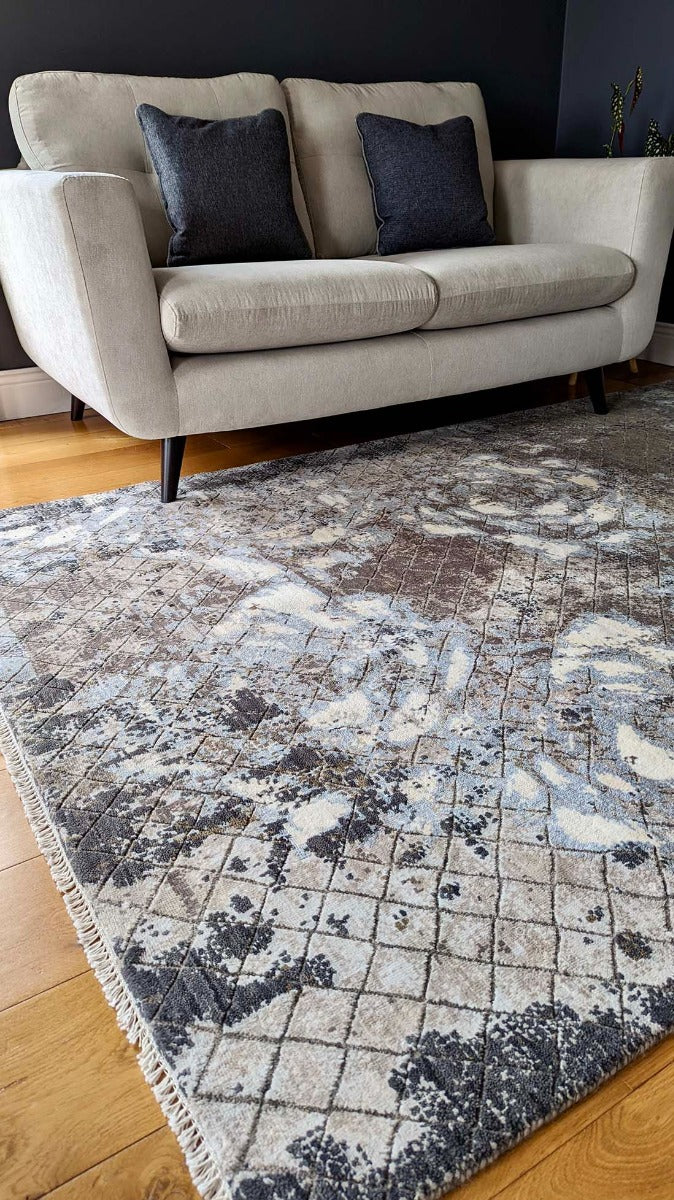 Seduction Hint of Floral