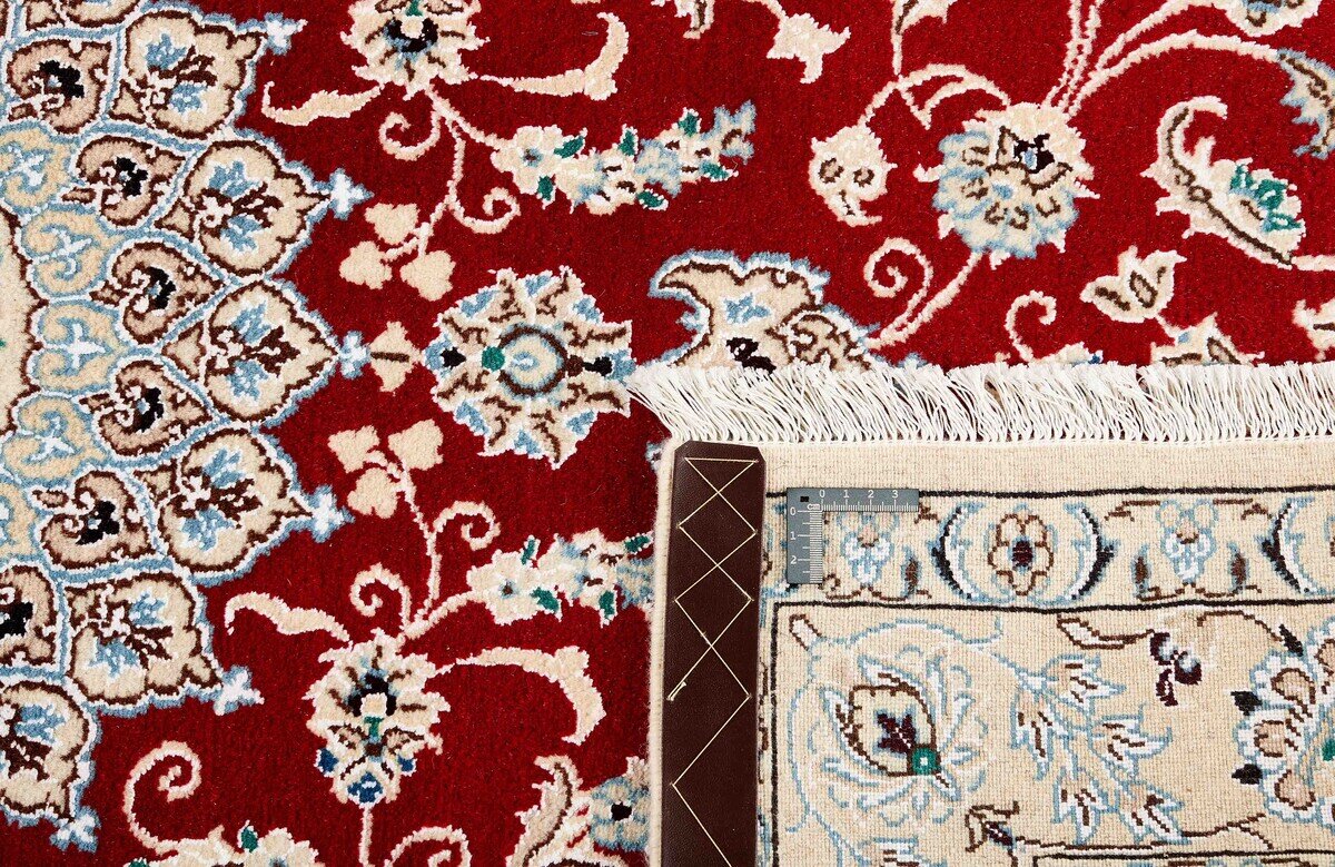 Nain Fine W. Silk