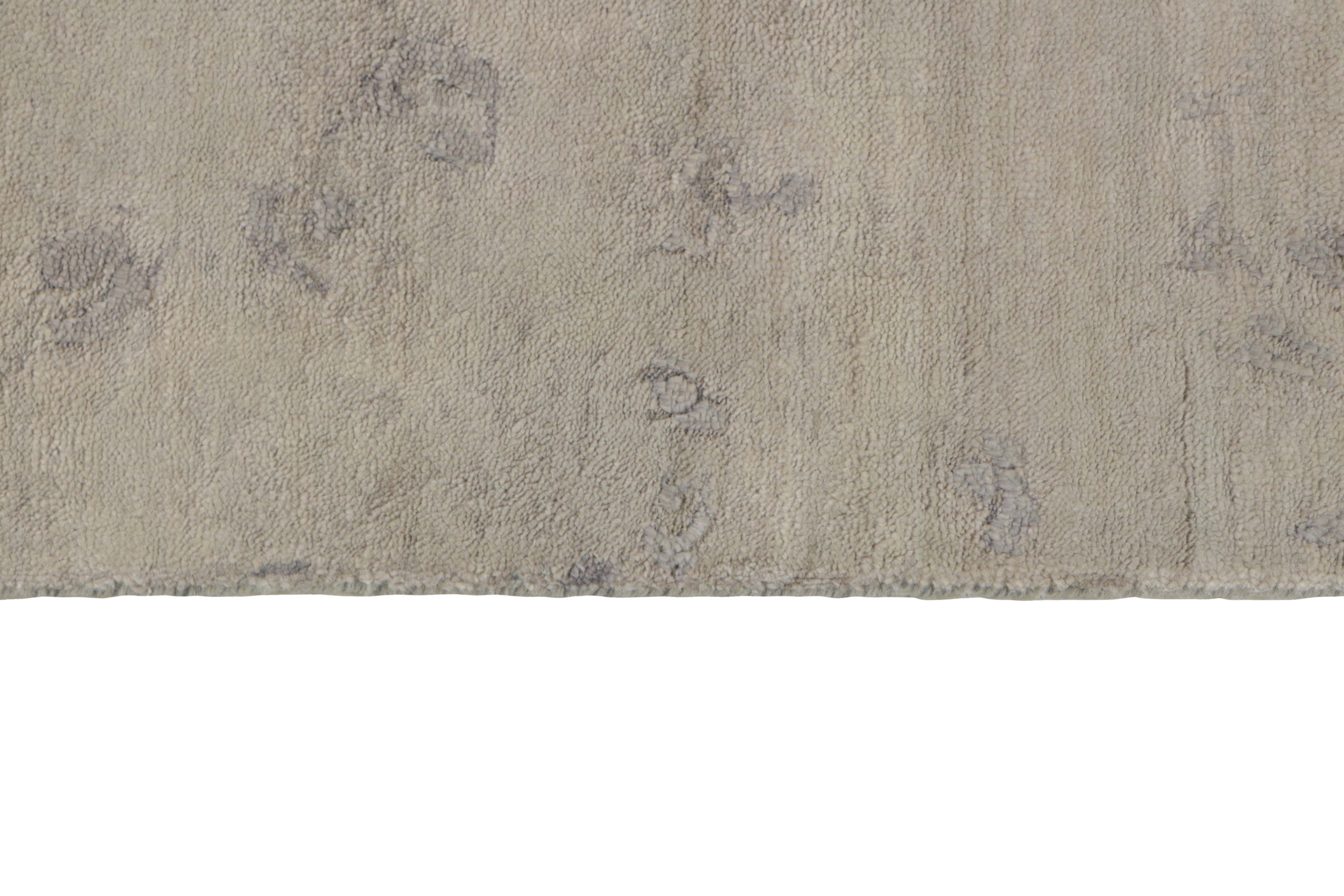 Authentic oriental rug with a damask pattern in beige