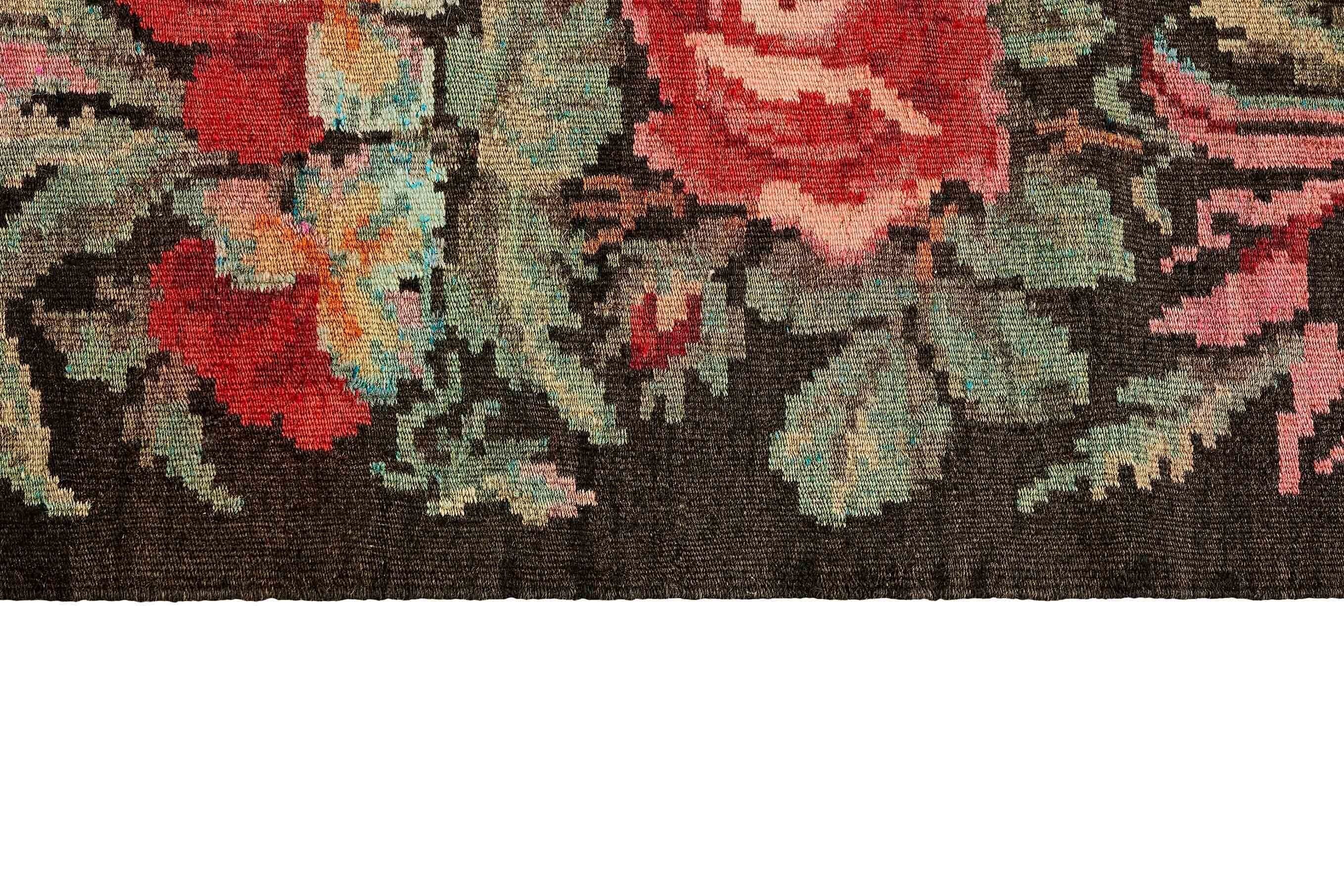 Rose Kilim Old