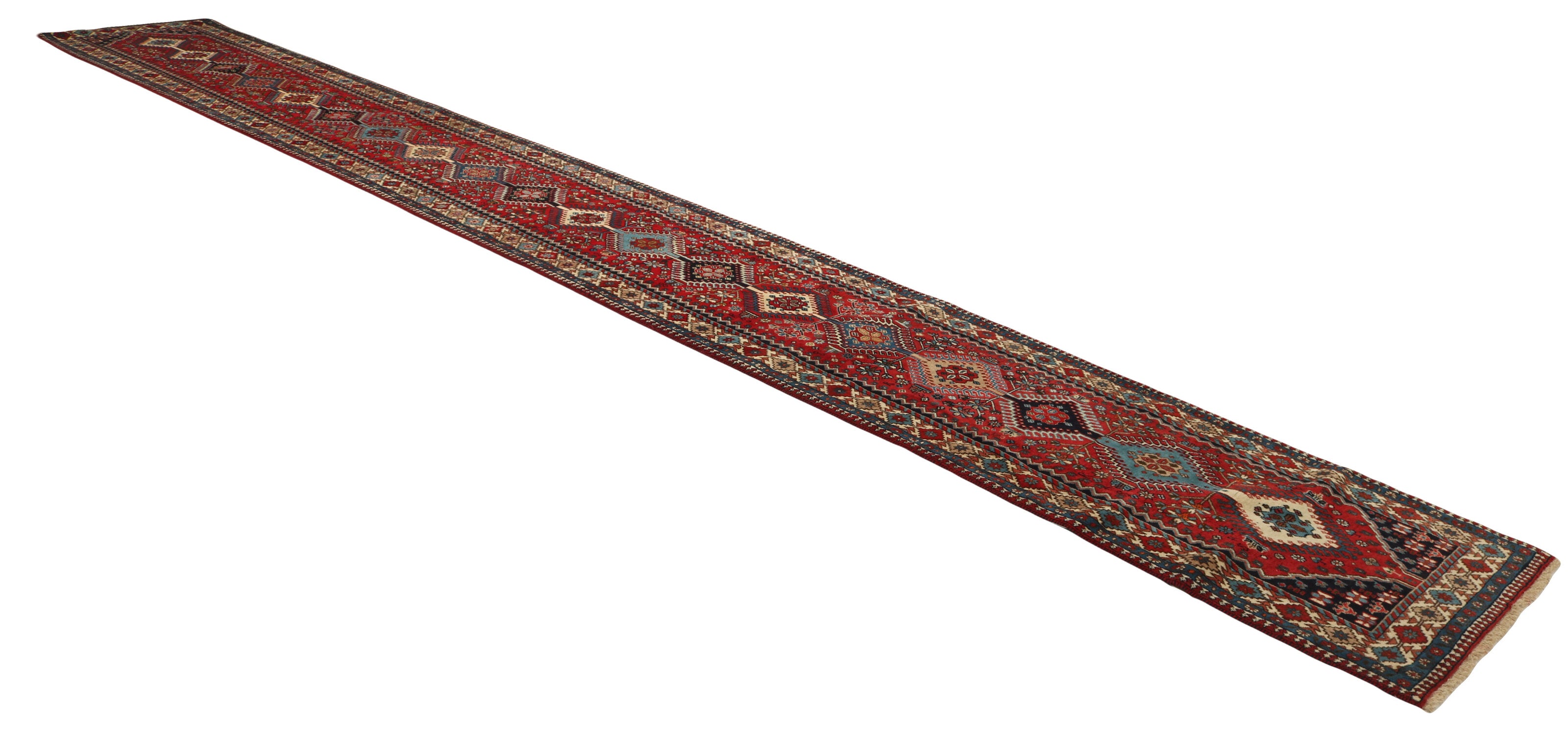 Yalameh Runner