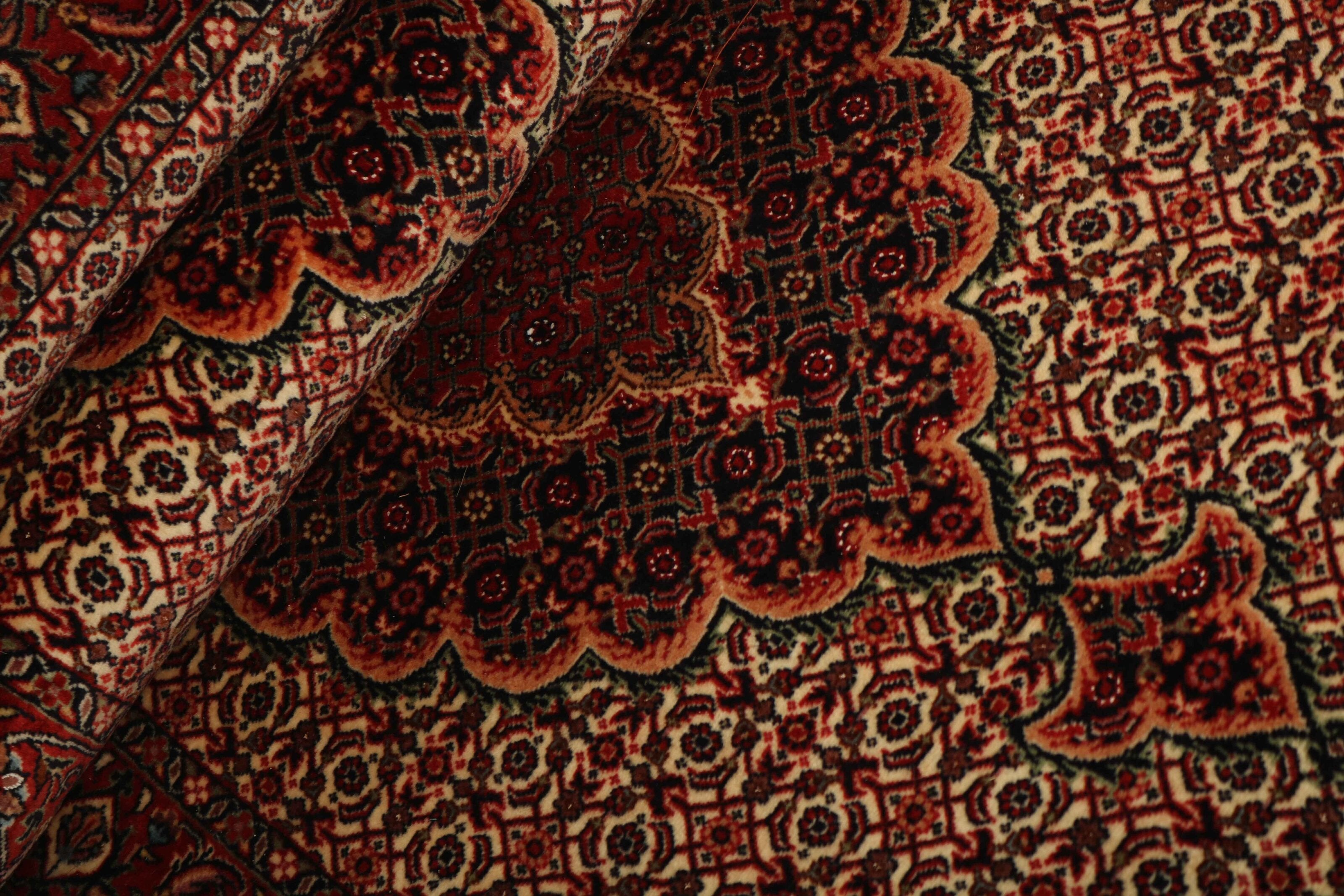 Bidjar Fine Silk Runner