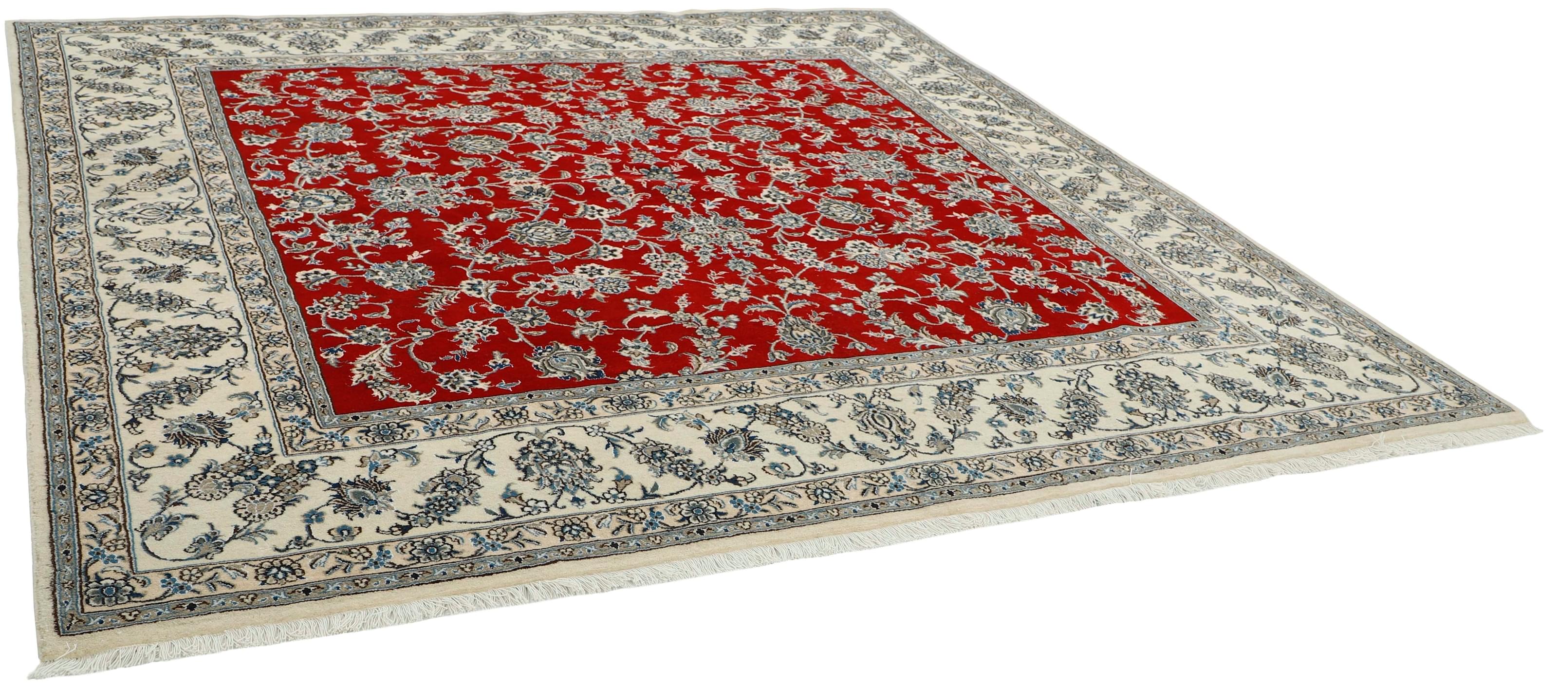 Nain Kashmar Square 1468430