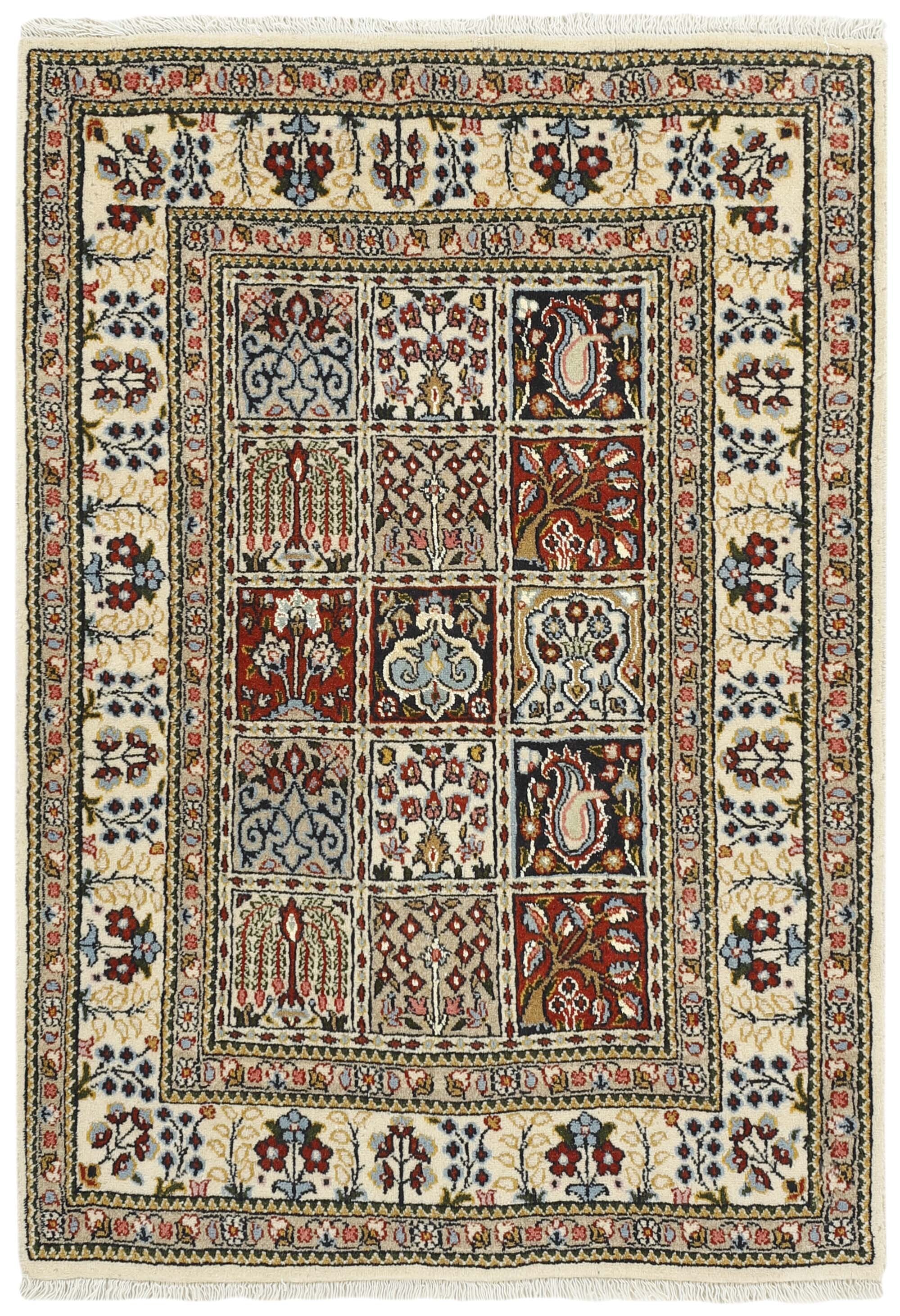 Moud Garden 1472506