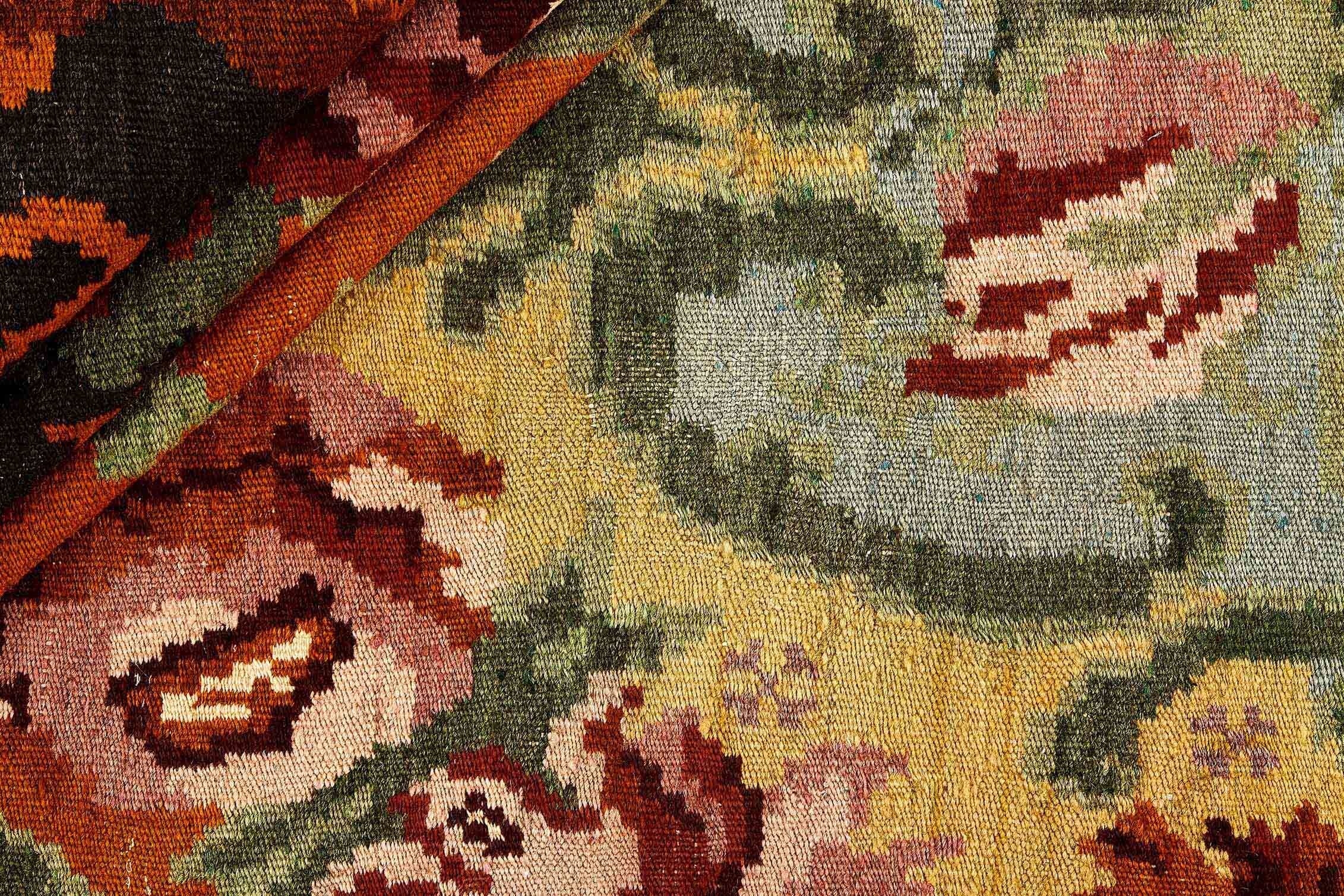 Rose Kilim Old