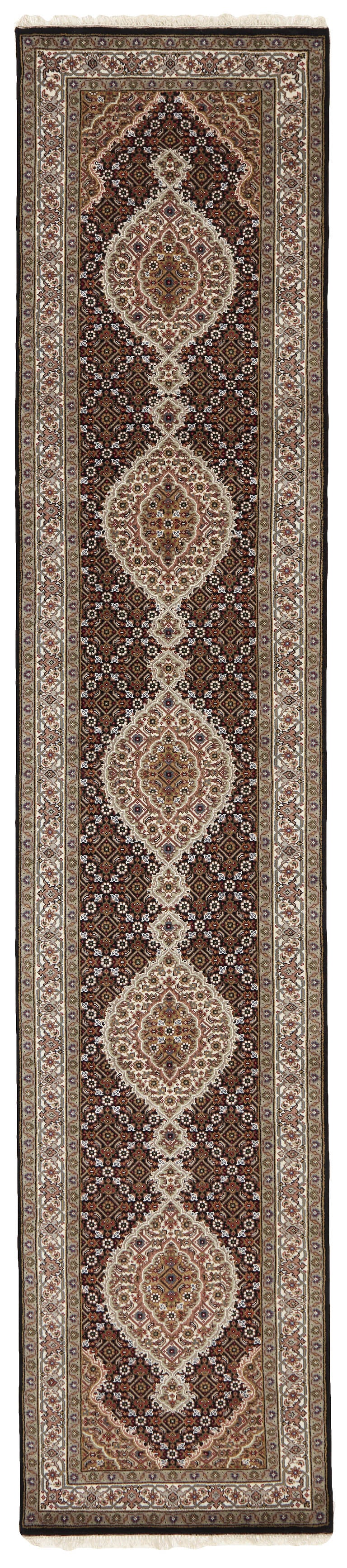 Tabriz Indi Runner 1483736