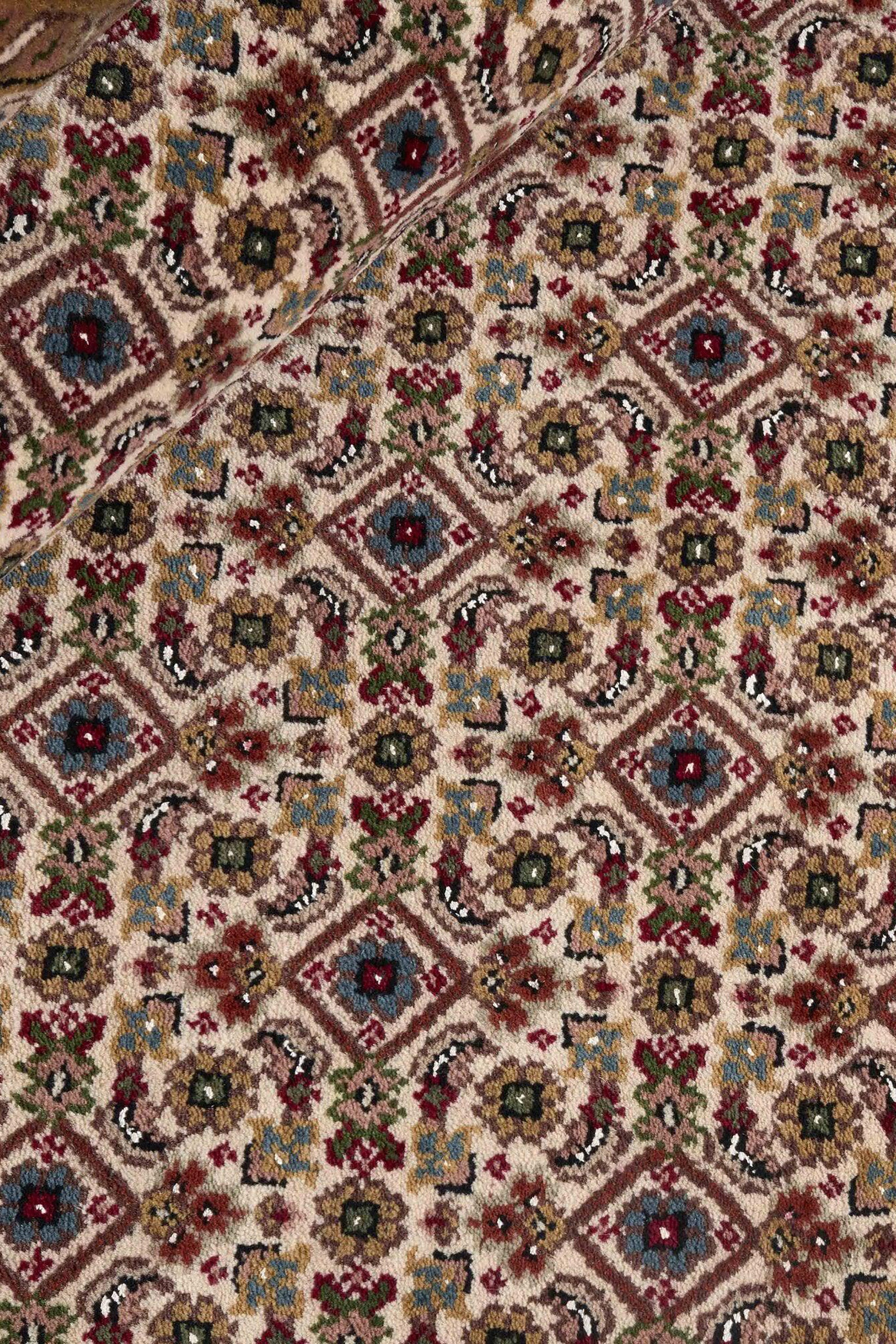 Tabriz Indi 1483739