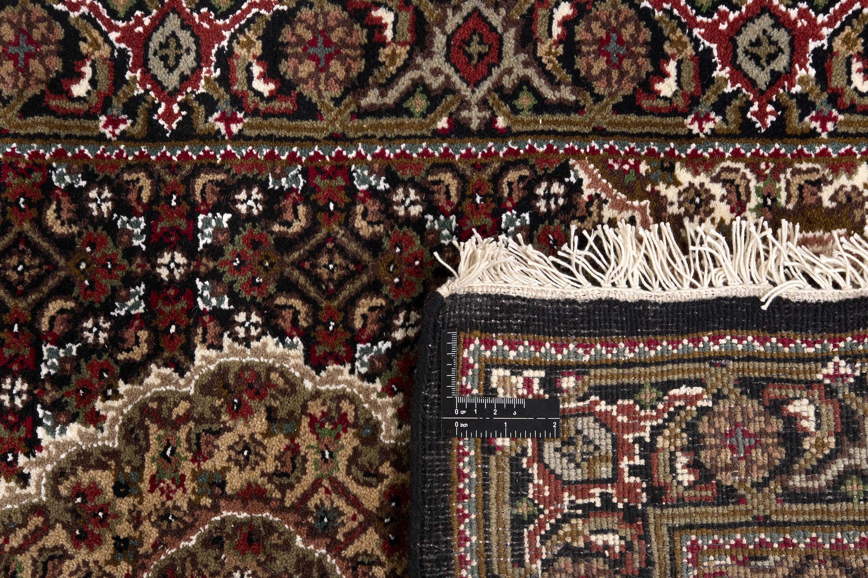 Tabriz Indi Runner 1483884