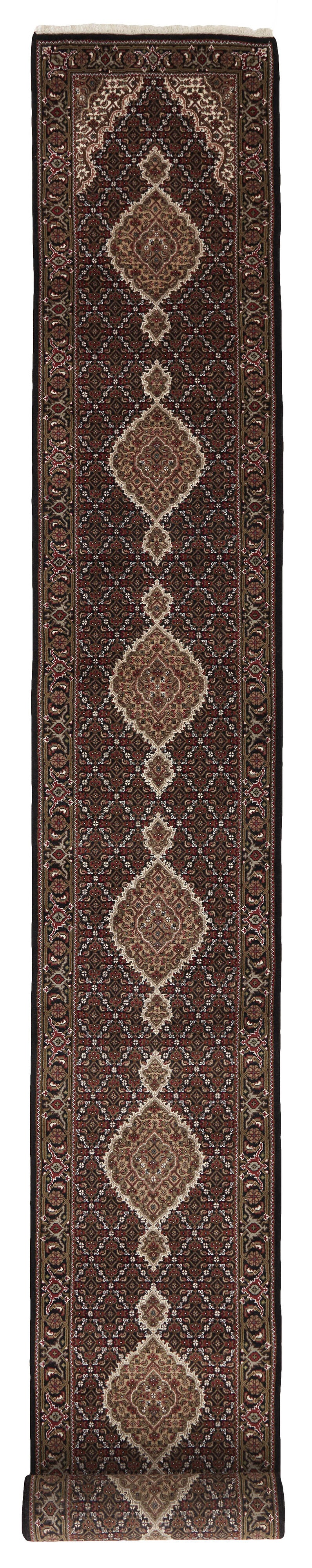Tabriz Indi Runner 1483884