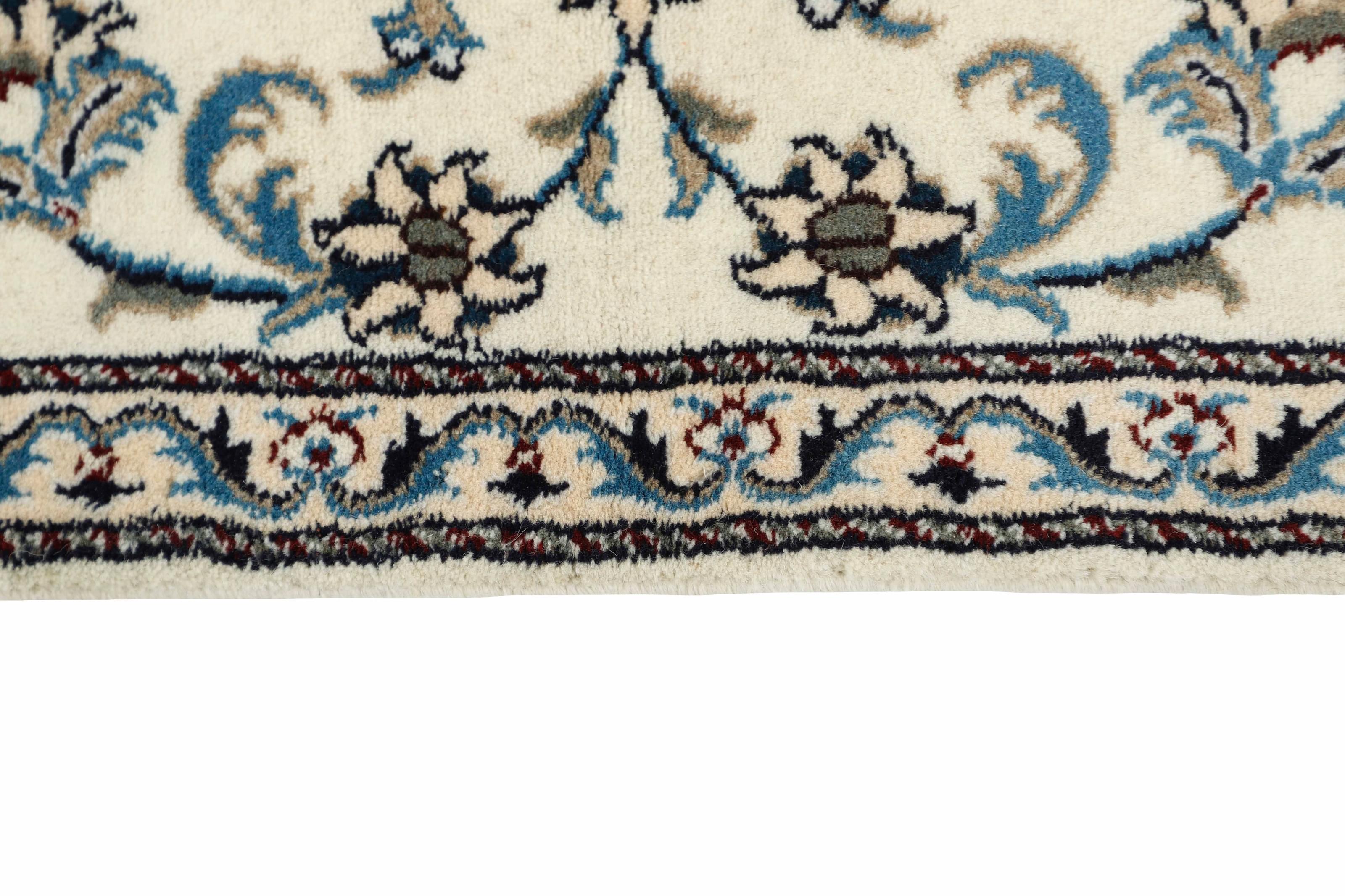 Nain Kashmar Runner 1485806