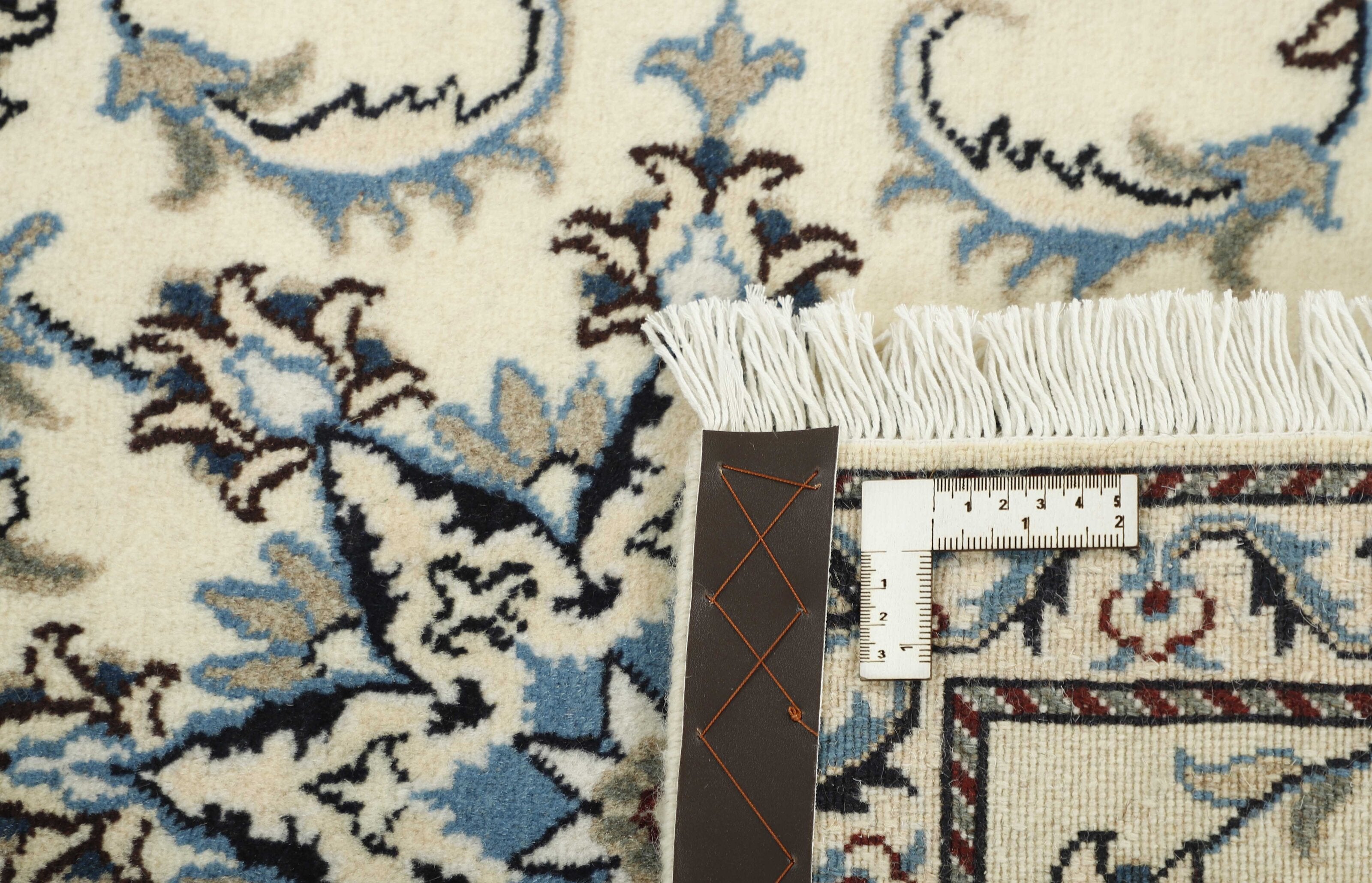 Nain Kashmar Runner 1485820