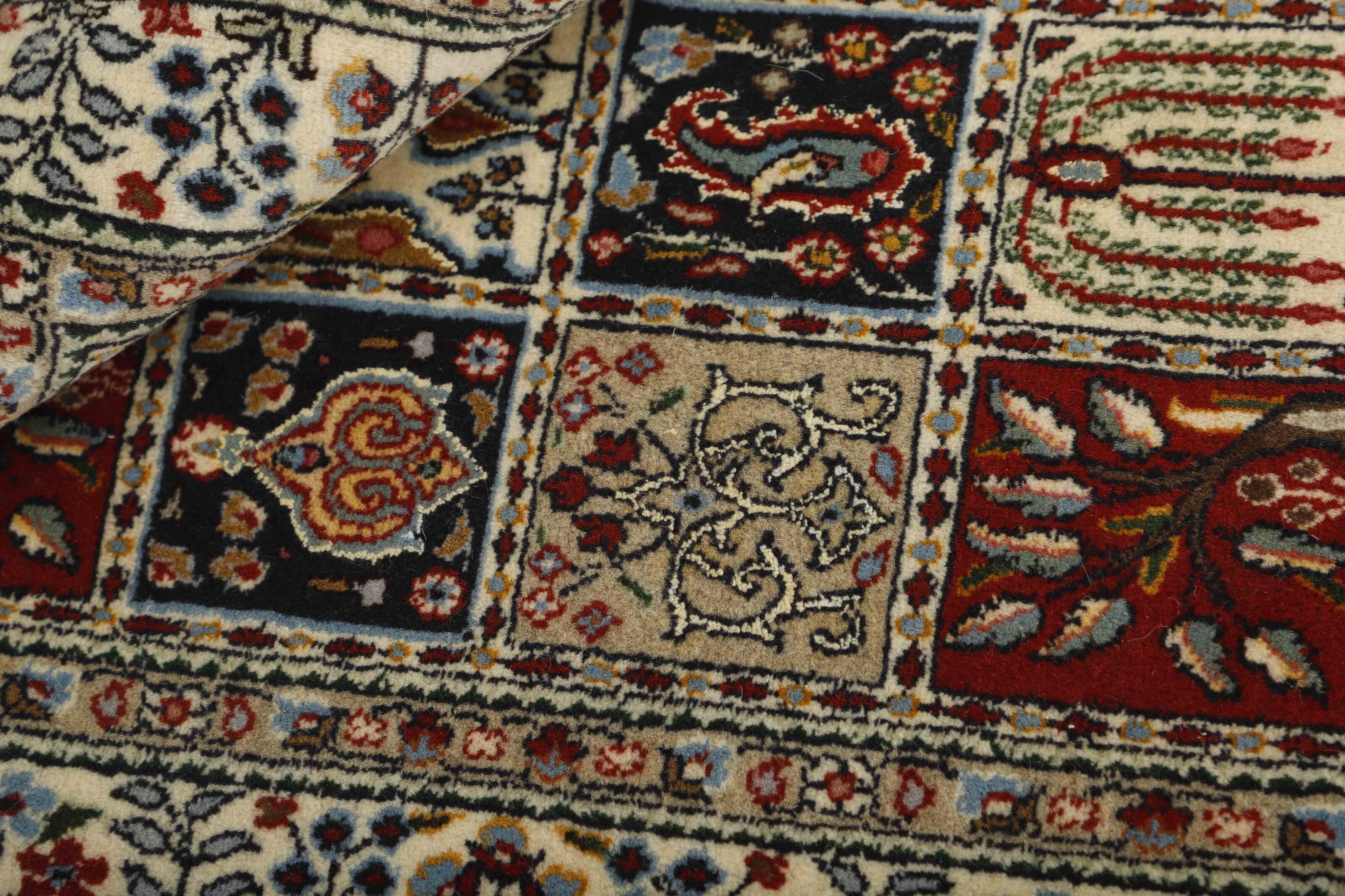 Moud Garden 1491858