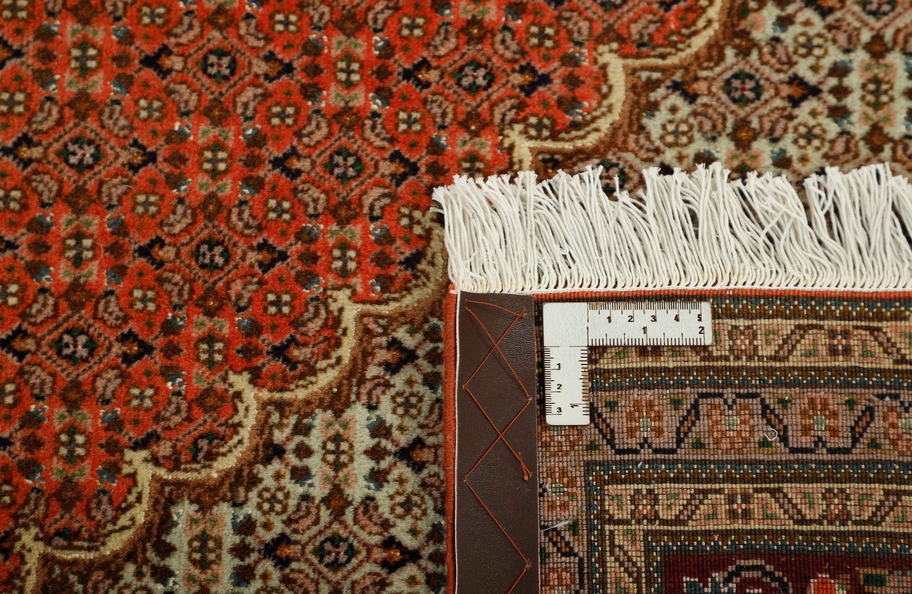 Tabriz 40 Mahi 1492973