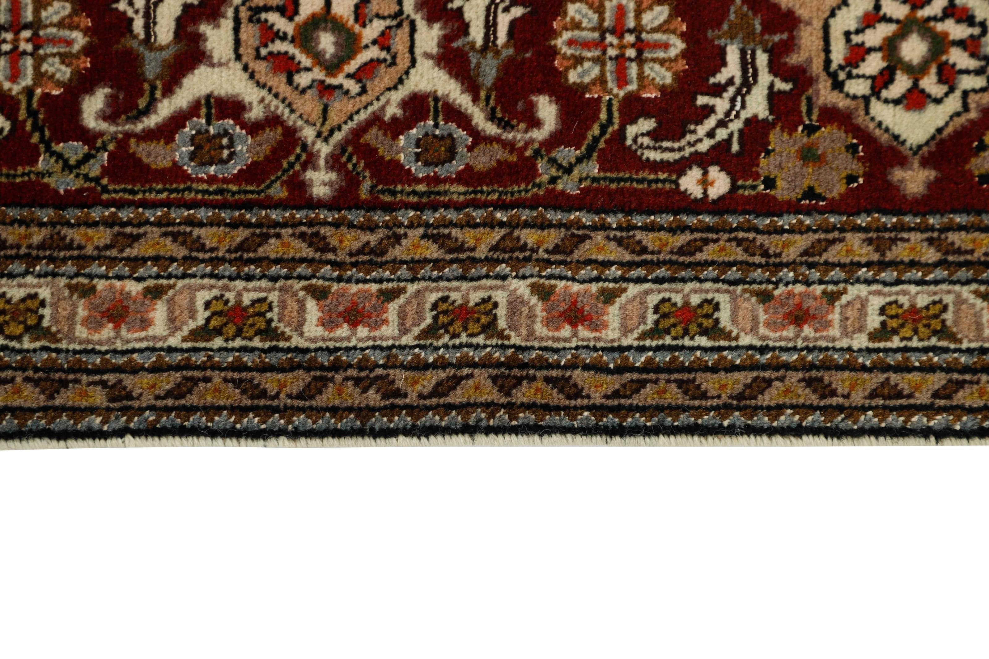 Tabriz 40 Mahi 1492987