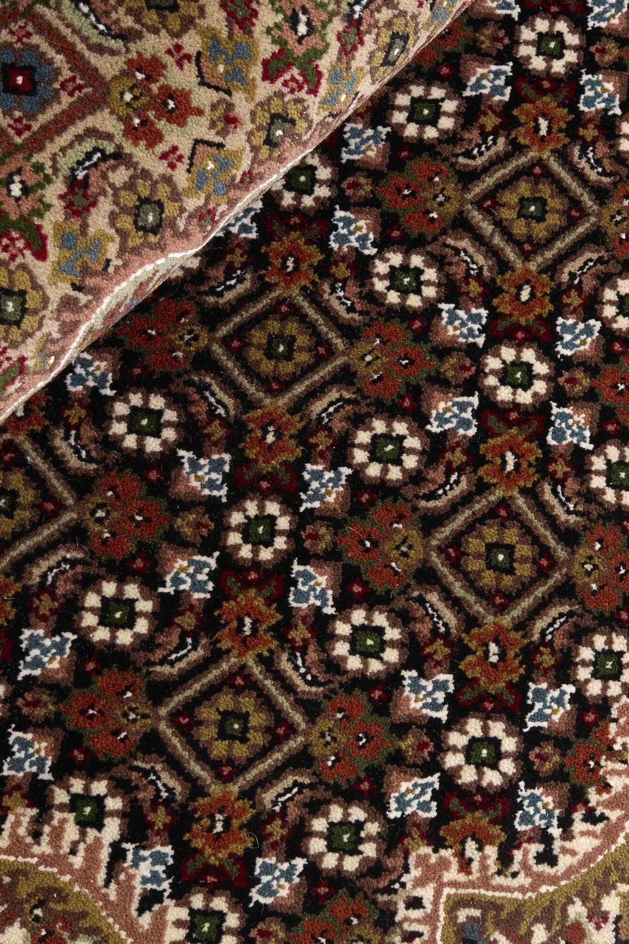 Tabriz Indi 1494411