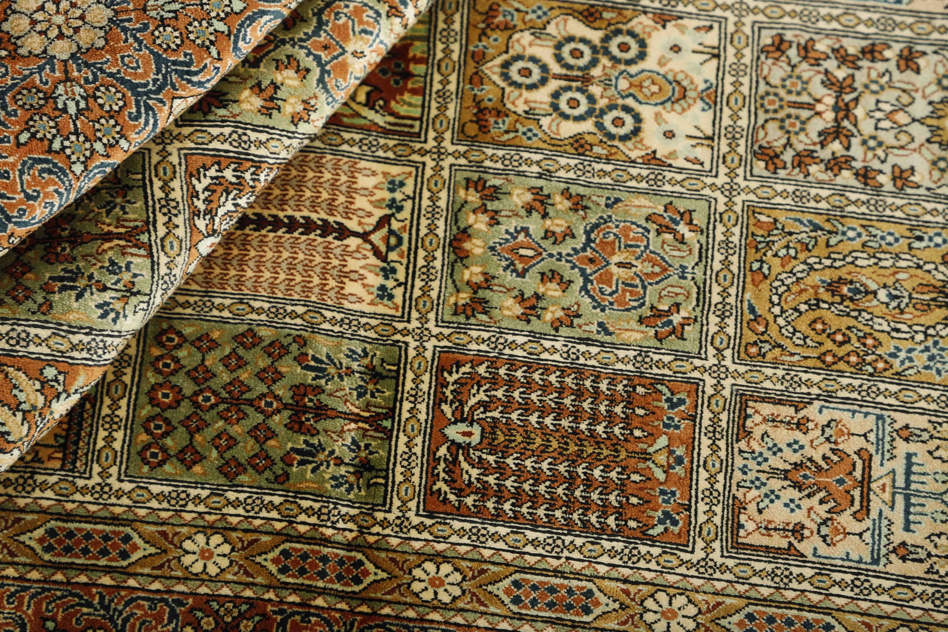 Ghom Silk 1495235