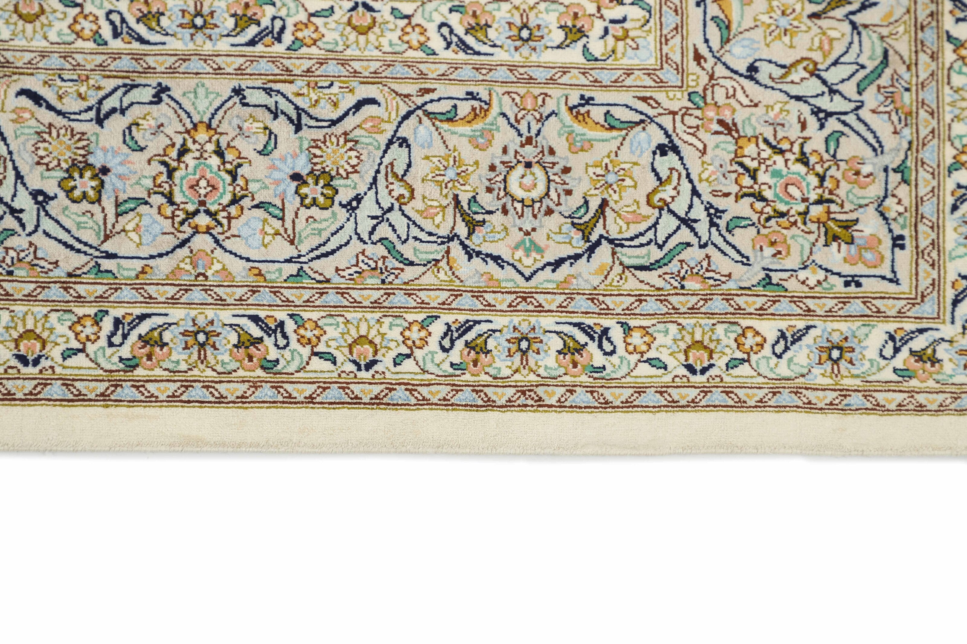 Ghom Silk 1495243