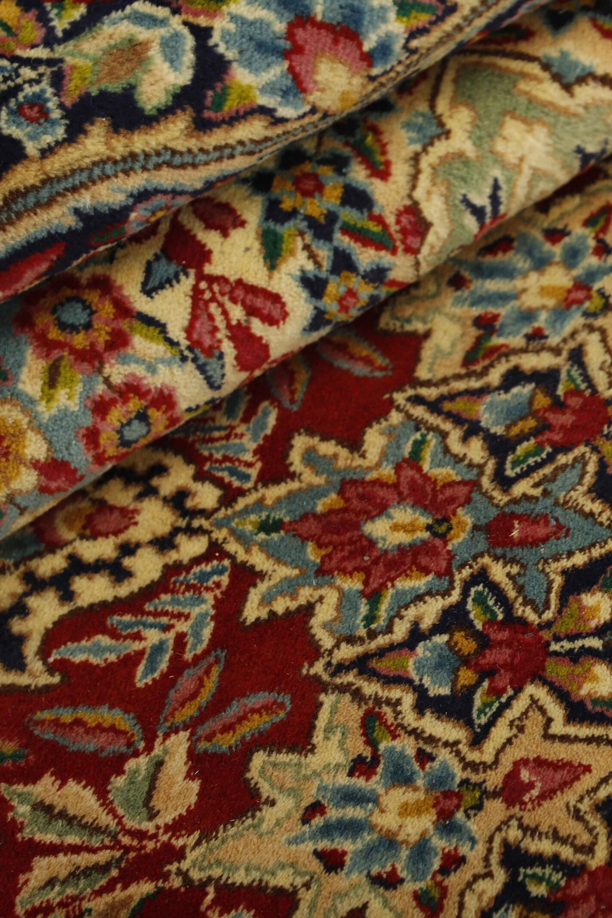 Luxury multicolour traditional Kerman rug