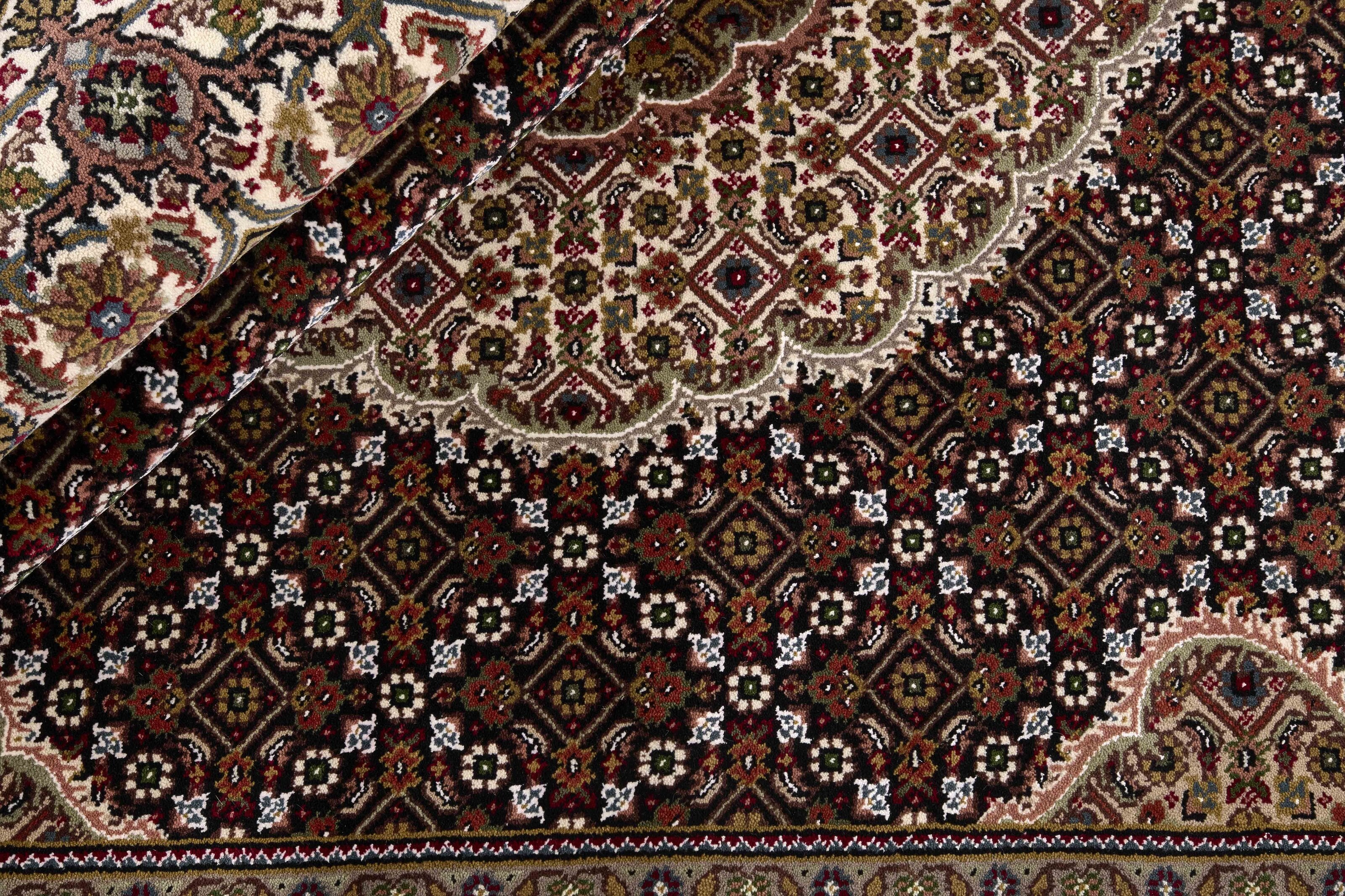 Tabriz Indi 1496880