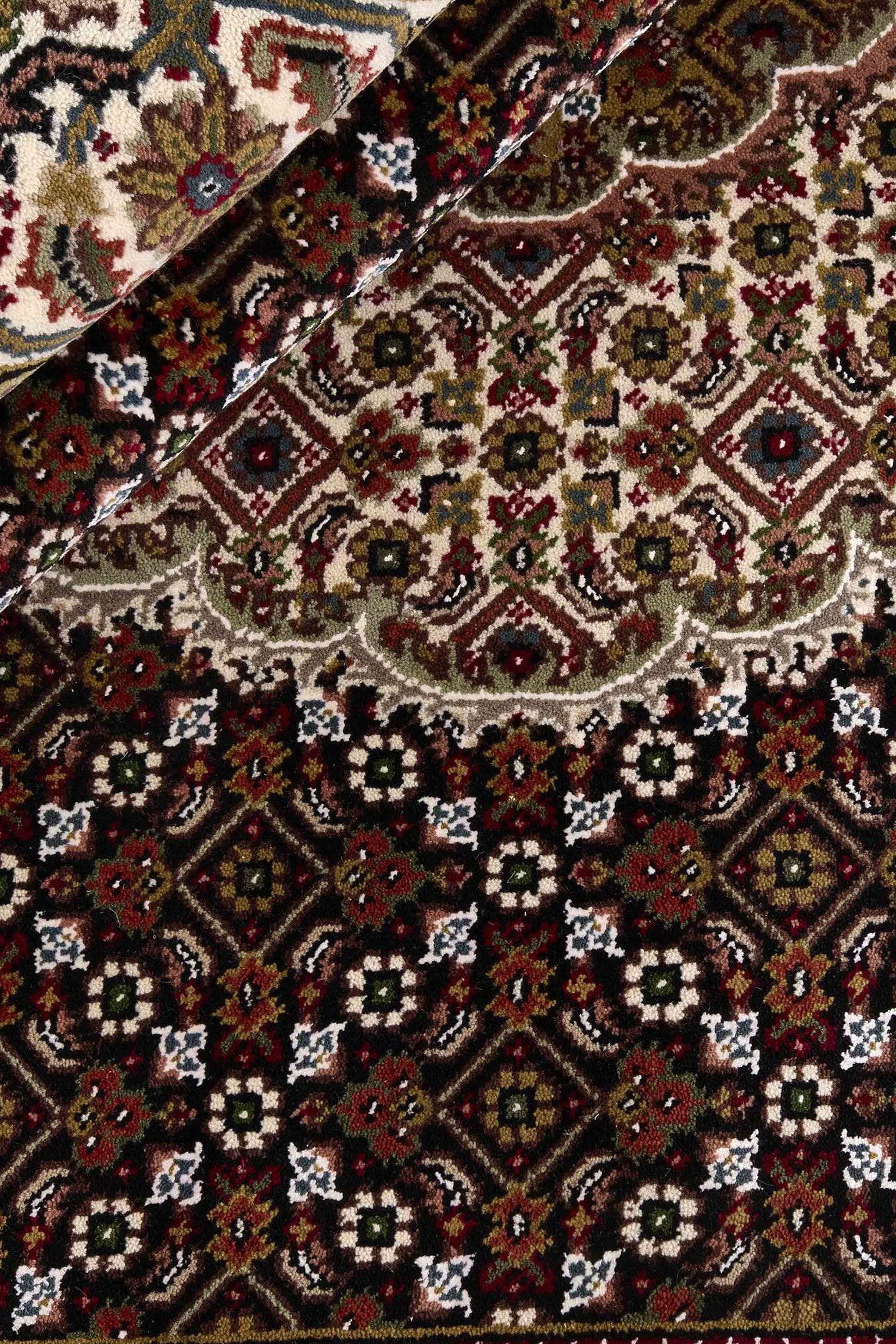 Tabriz Indi 1496880