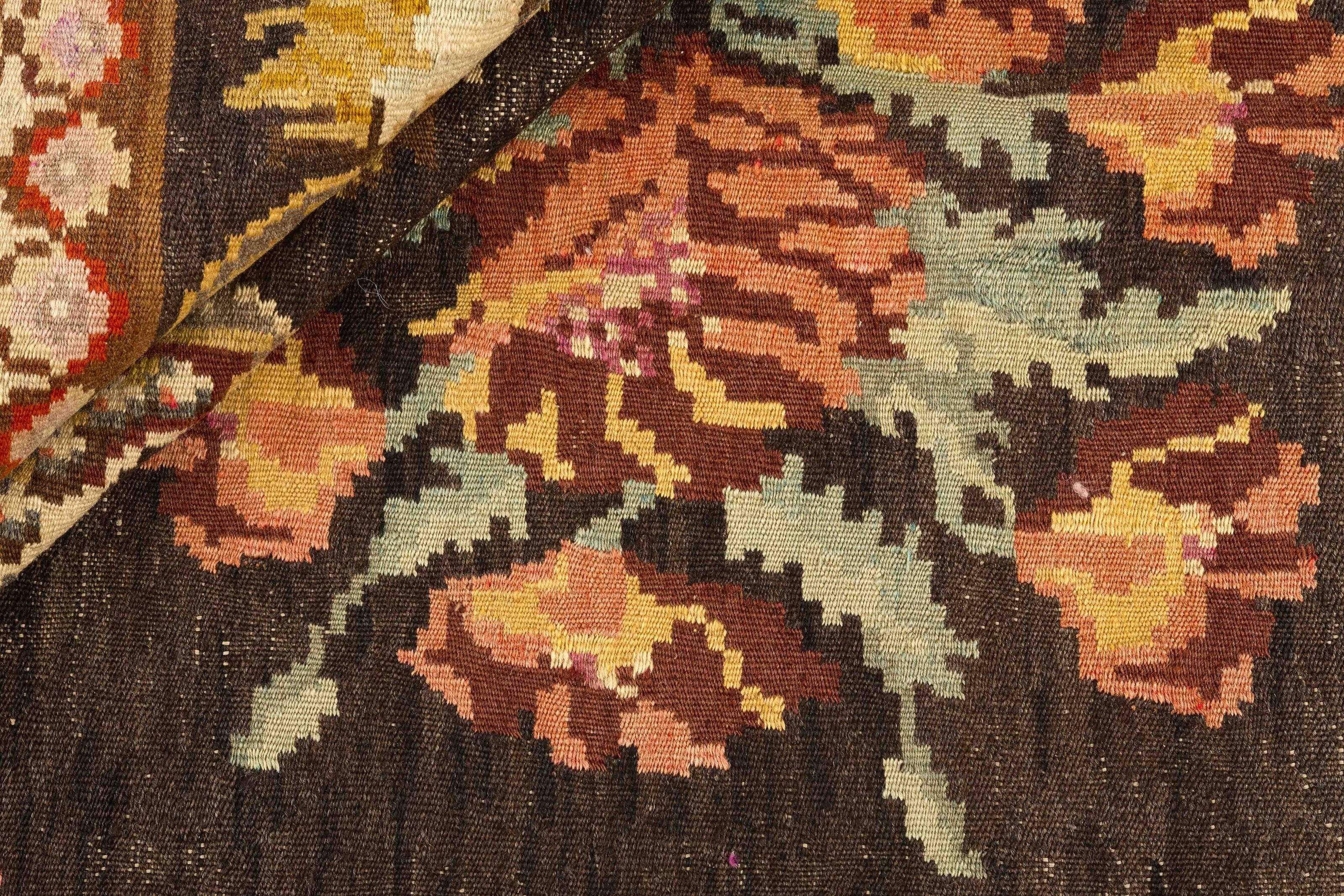 Rose Kilim old 1497046