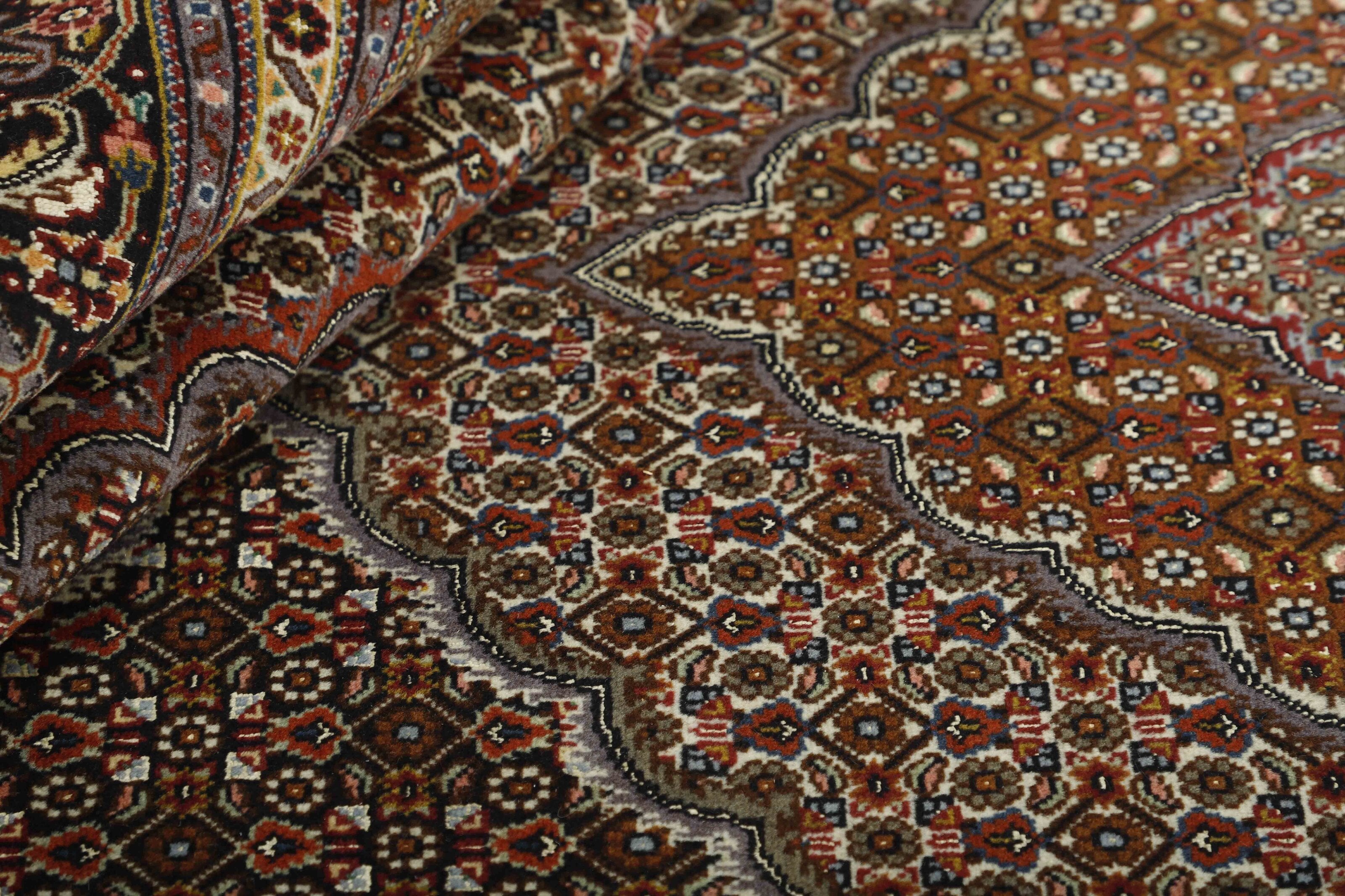 Tabriz 40 Mahi 1499305