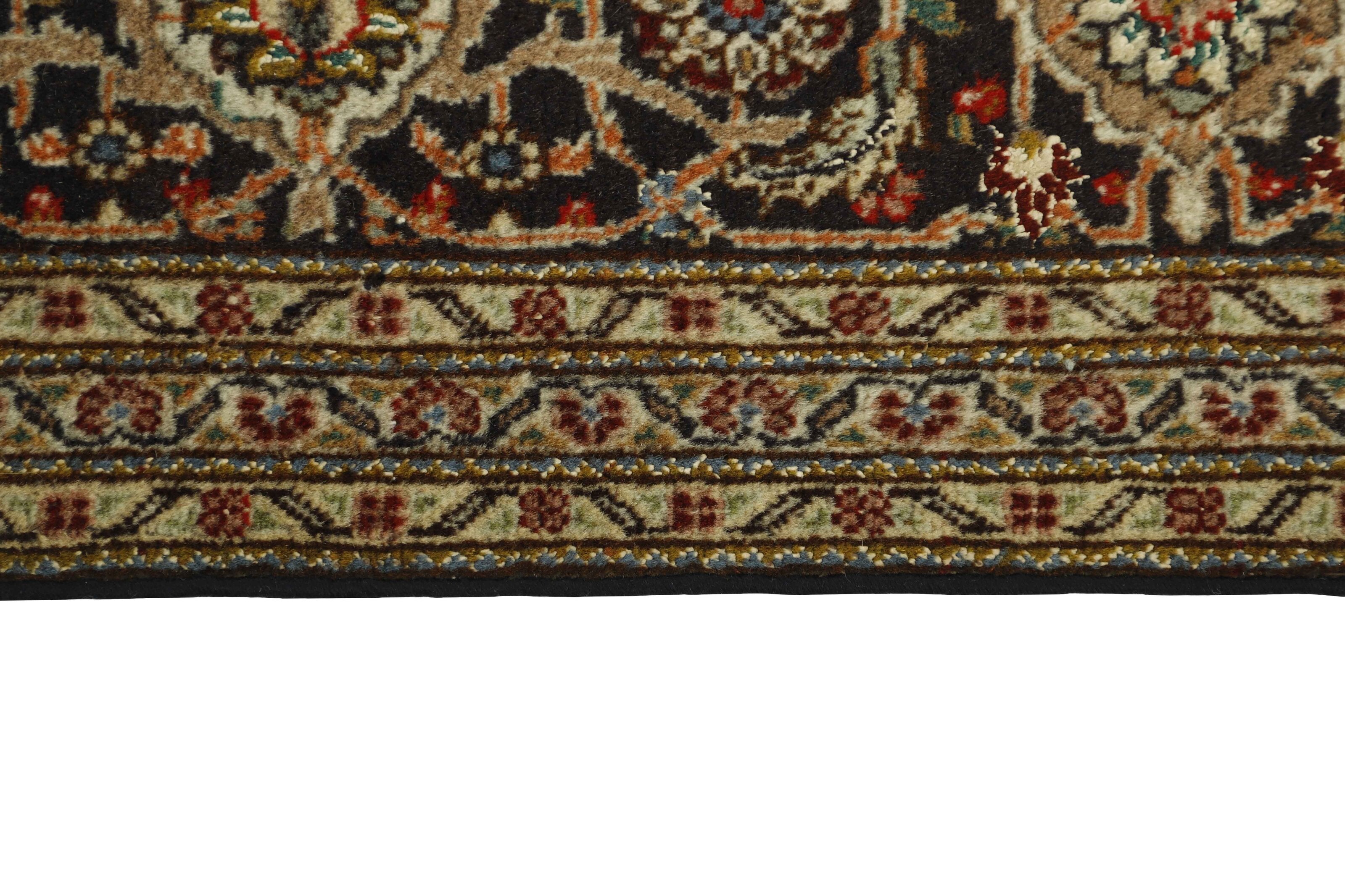 Tabriz 40 Mahi 1499311