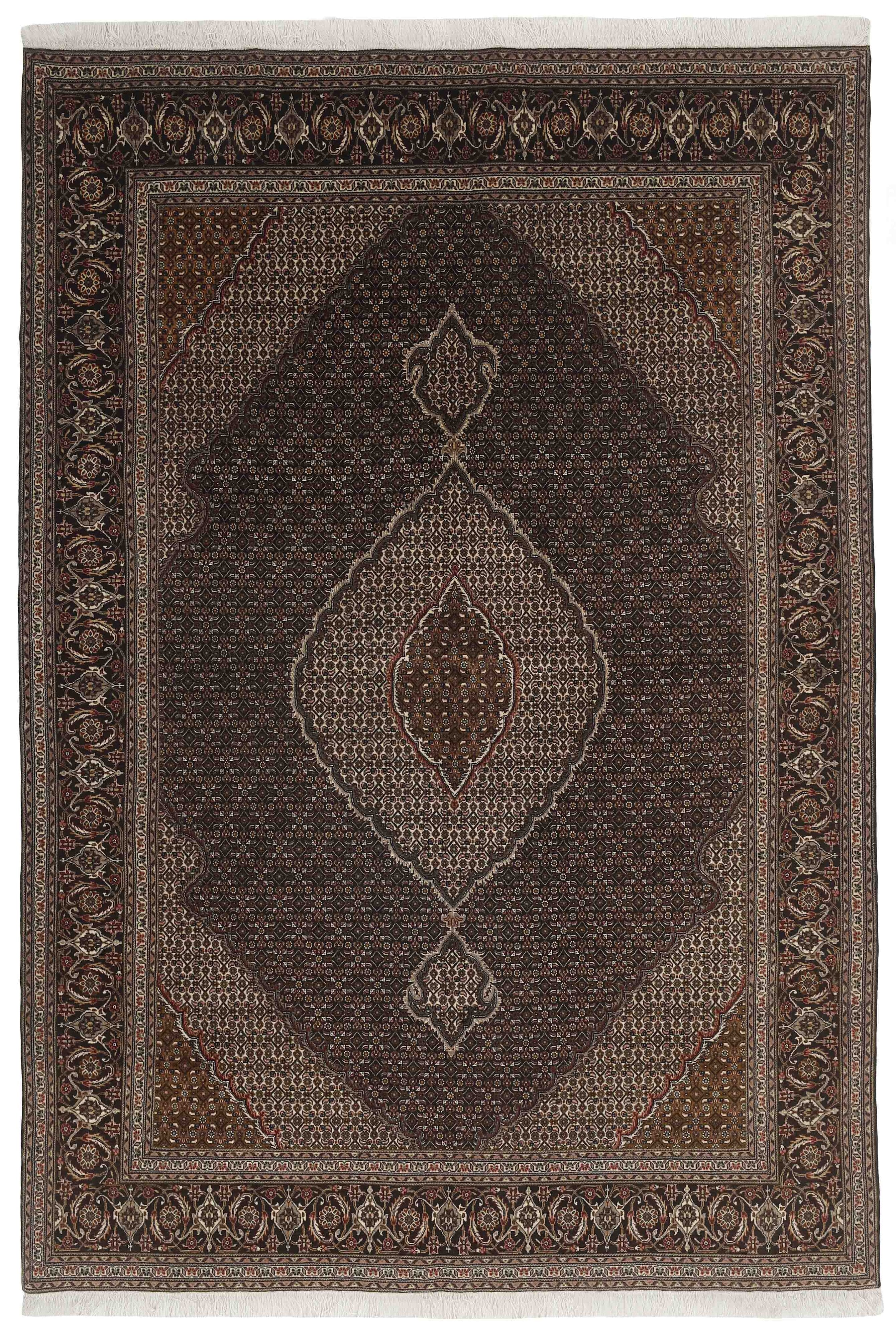 Tabriz 40 Mahi 1499314
