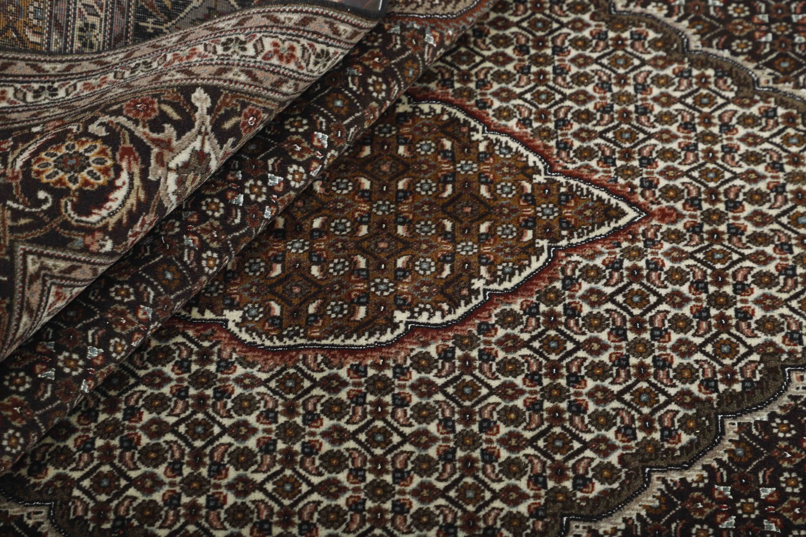 Tabriz 40 Mahi 1499314