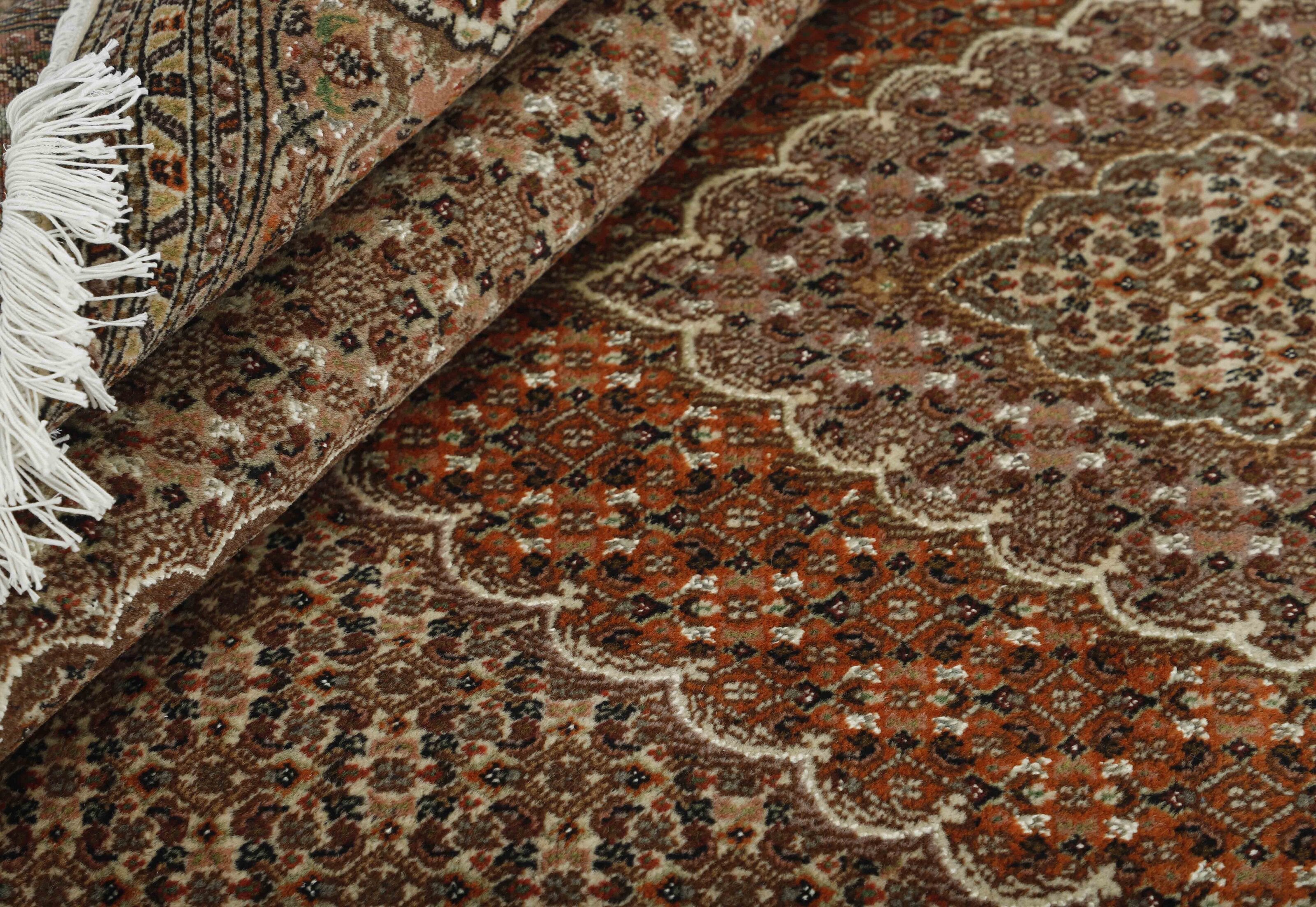 Tabriz 40 Mahi 1499316