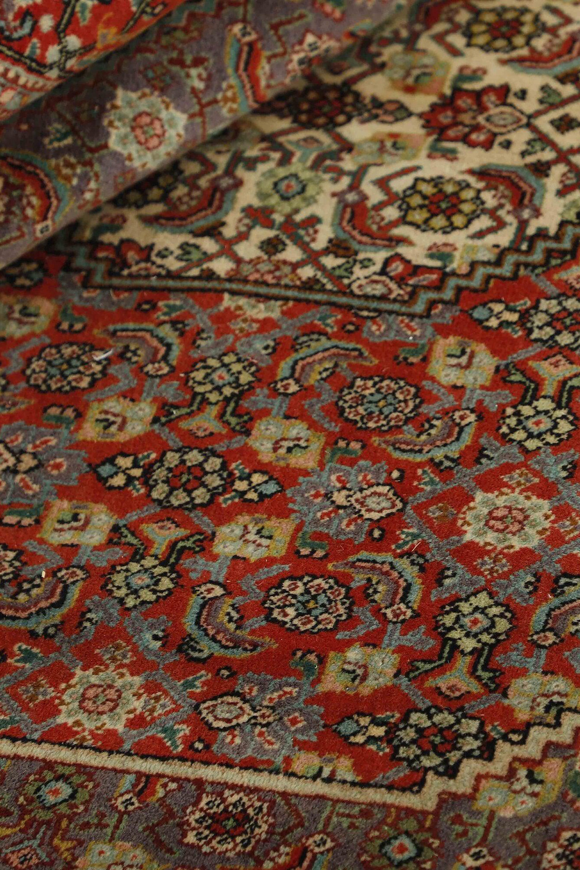 Tabriz 40 Mahi 1499327