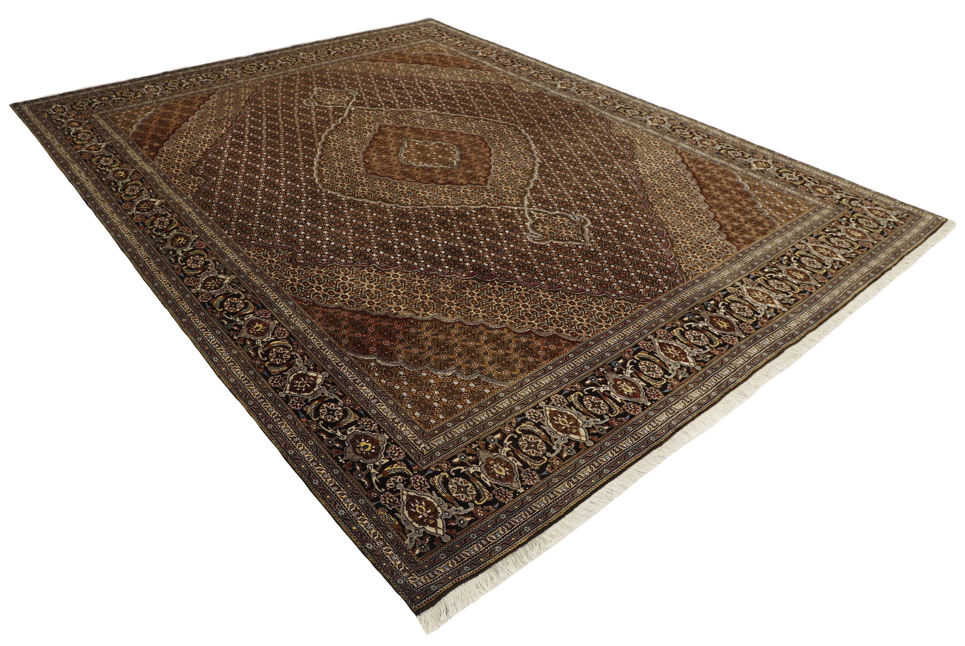 Tabriz 40 Mahi 1499927