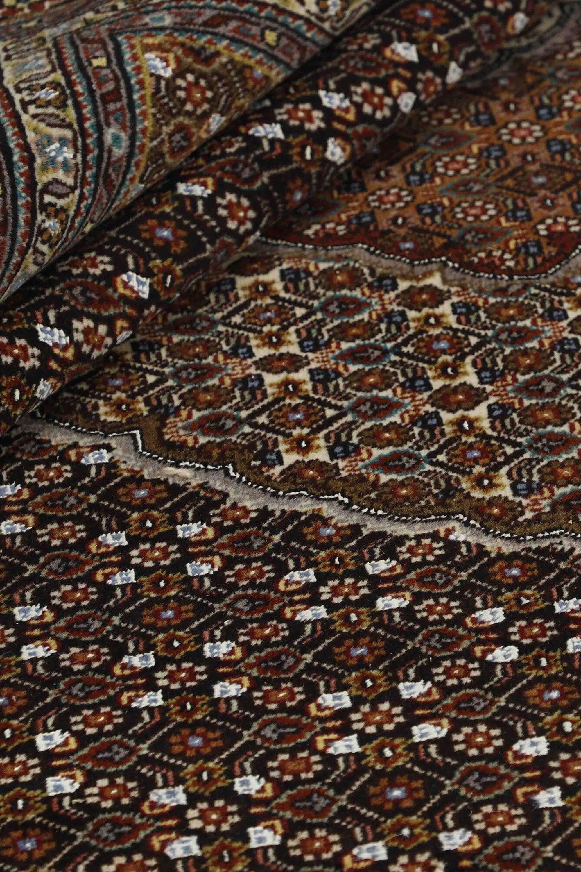 Tabriz 40 Mahi 1499927