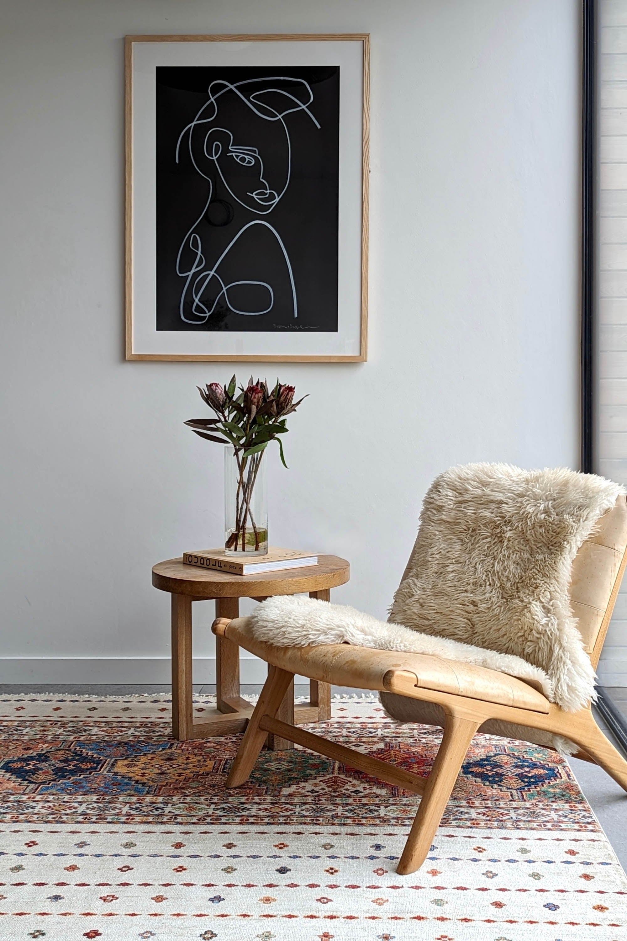 Authentic oriental Shall collection rug with traditional tile pattern in multicolour.