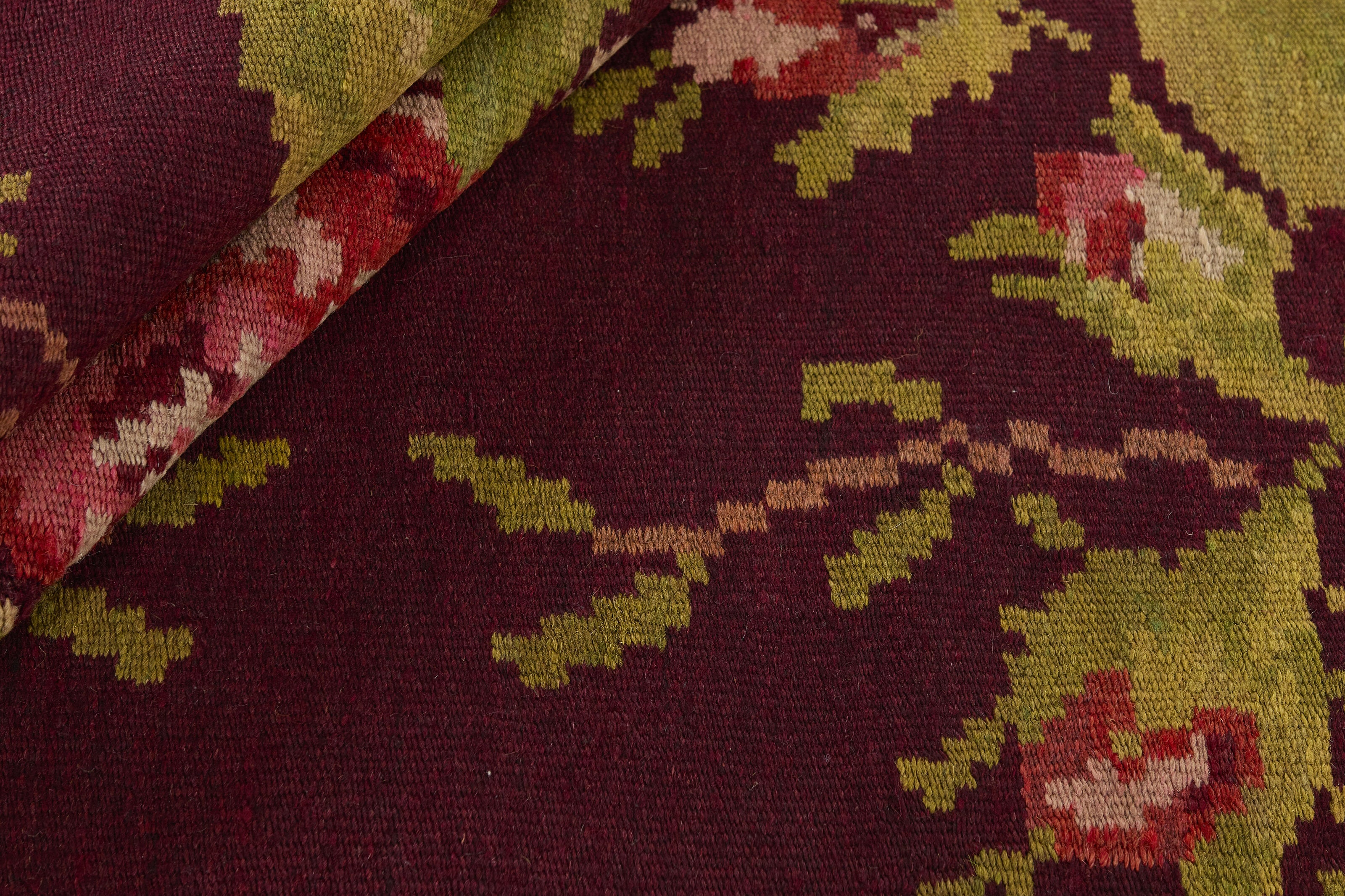 Rose Kilim Old Runner 1512239