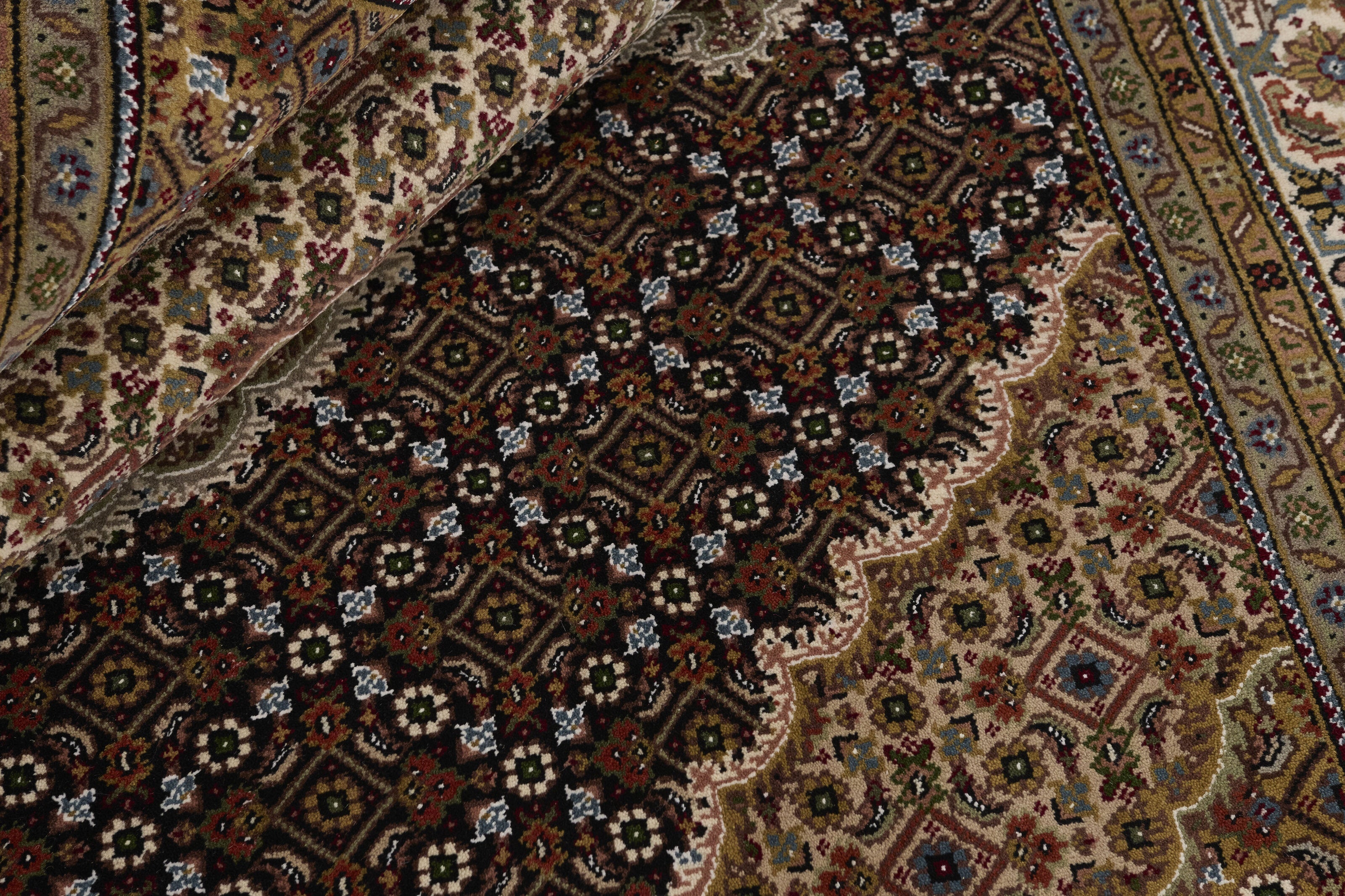 Tabriz Indi 1512537