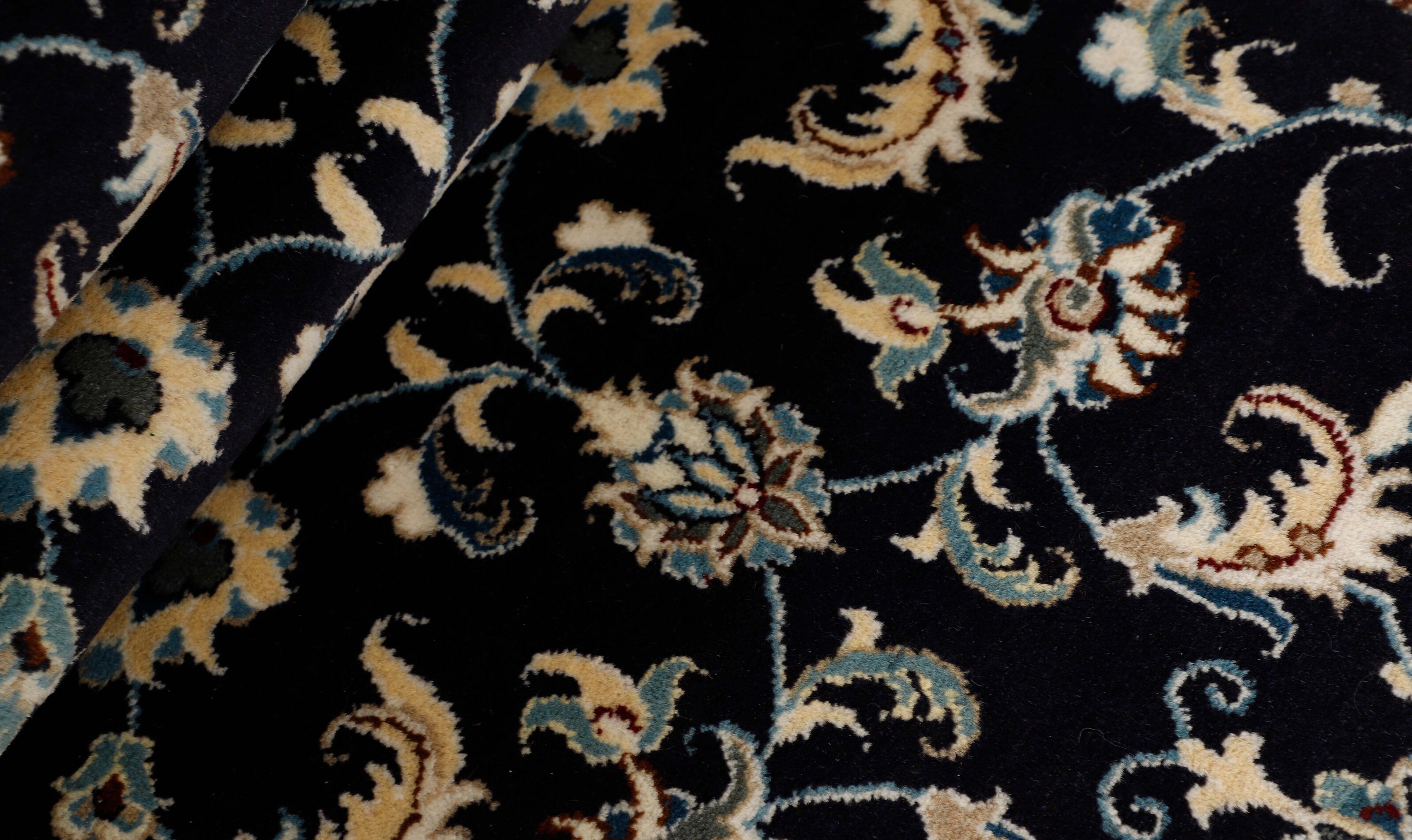 Nain Kashmar Runner 1514602