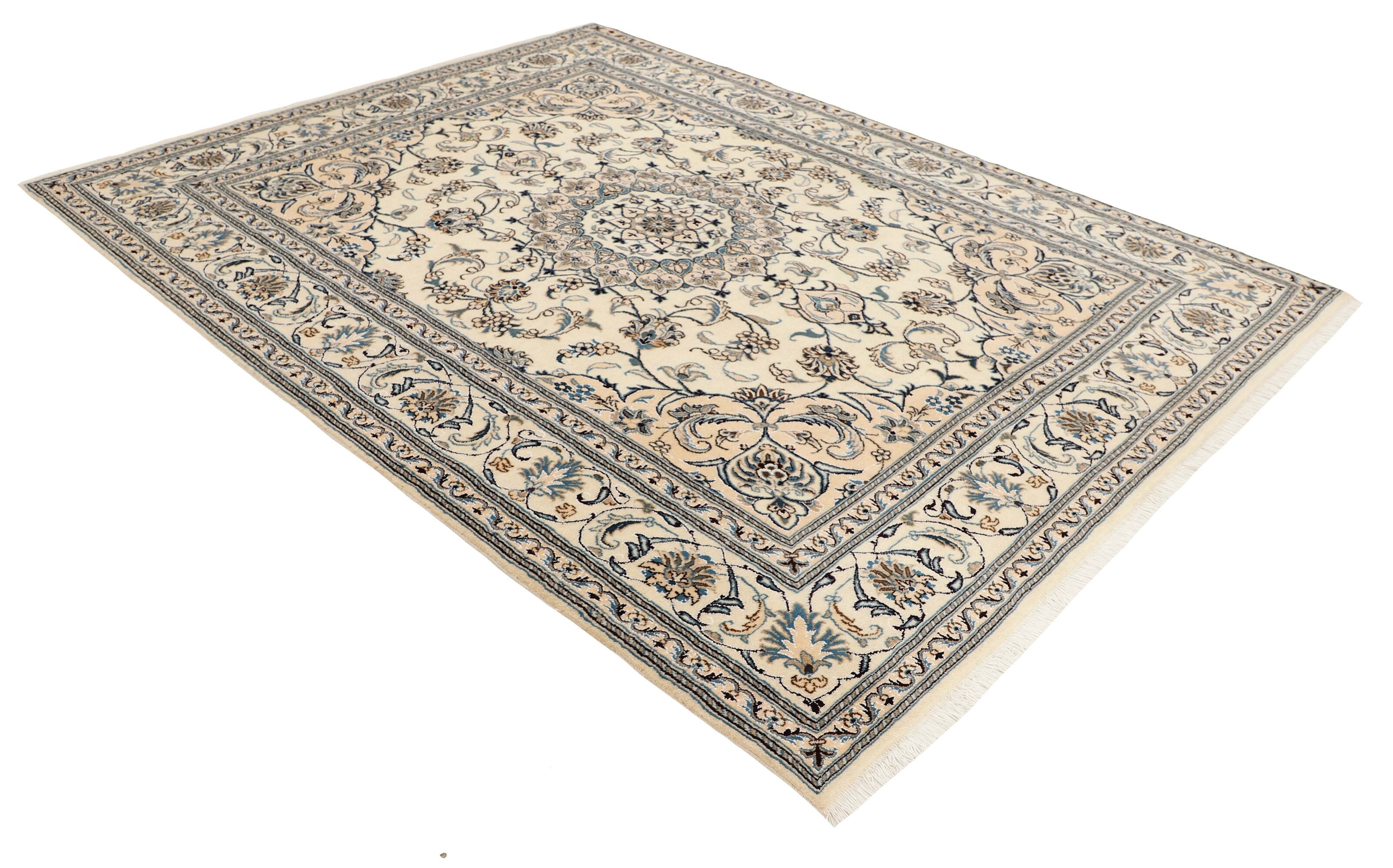 Nain Kashmar 1514610