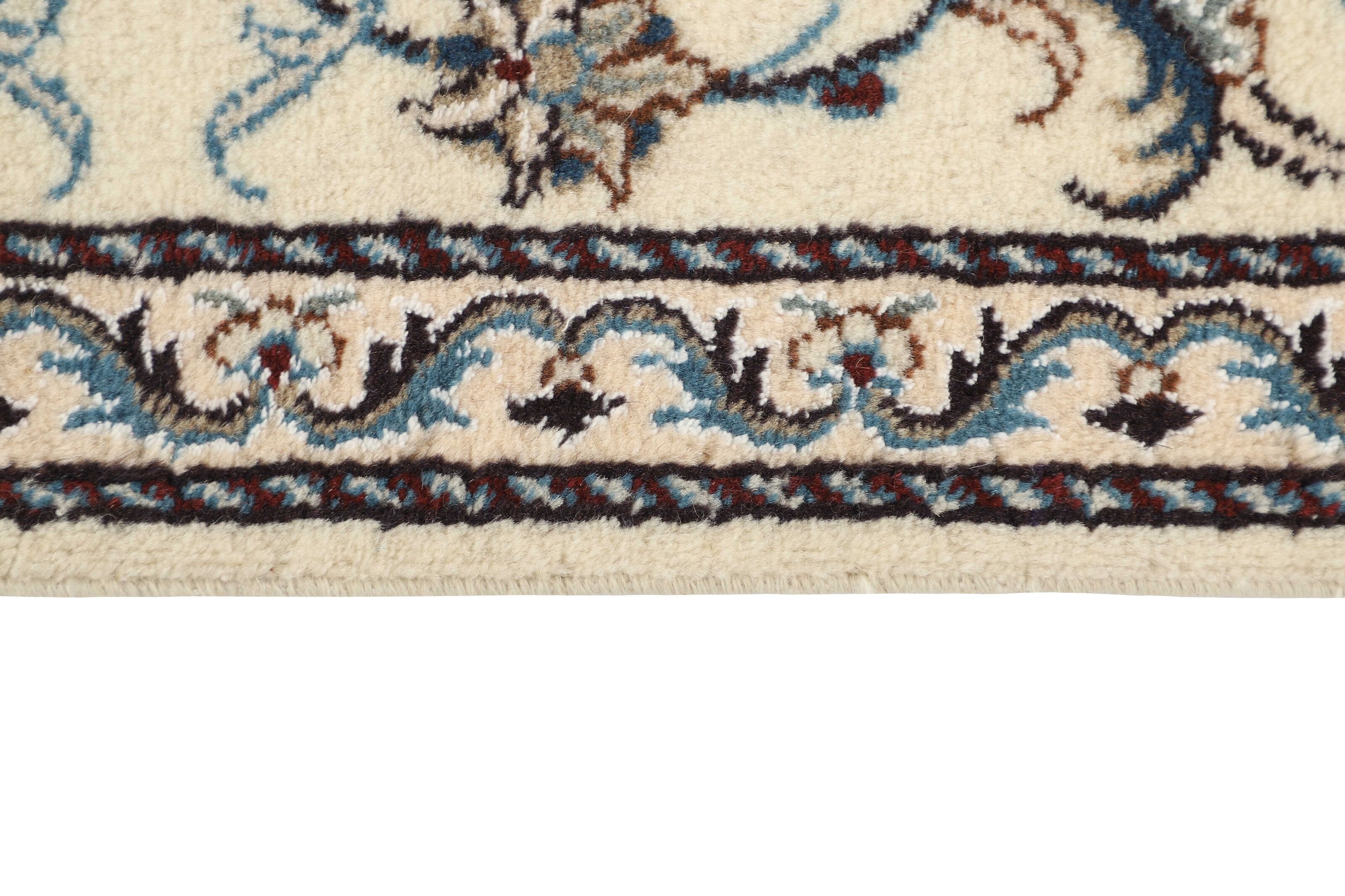 Nain Kashmar Runner 1519746
