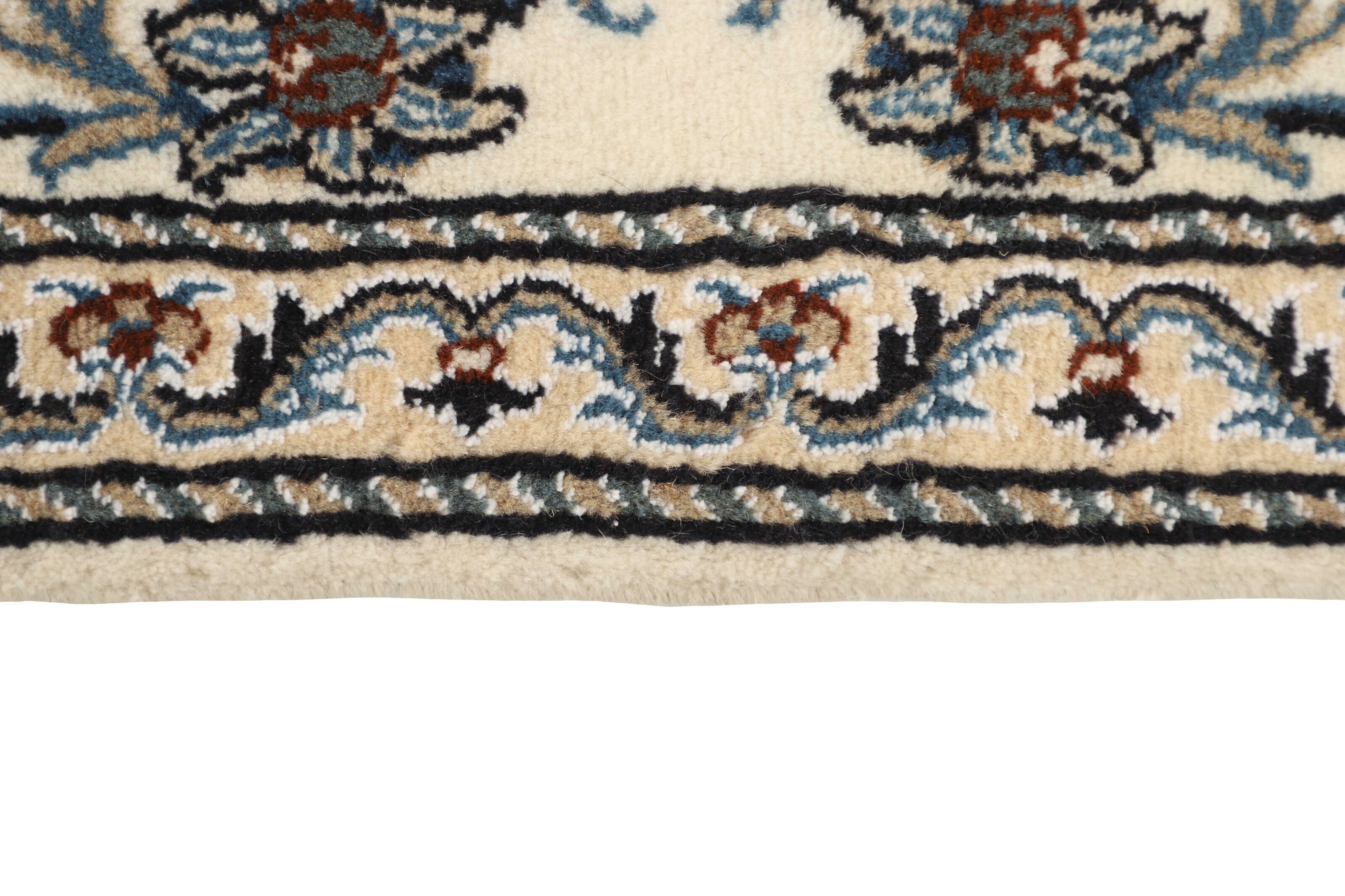 Nain Kashmar Runner 1519750