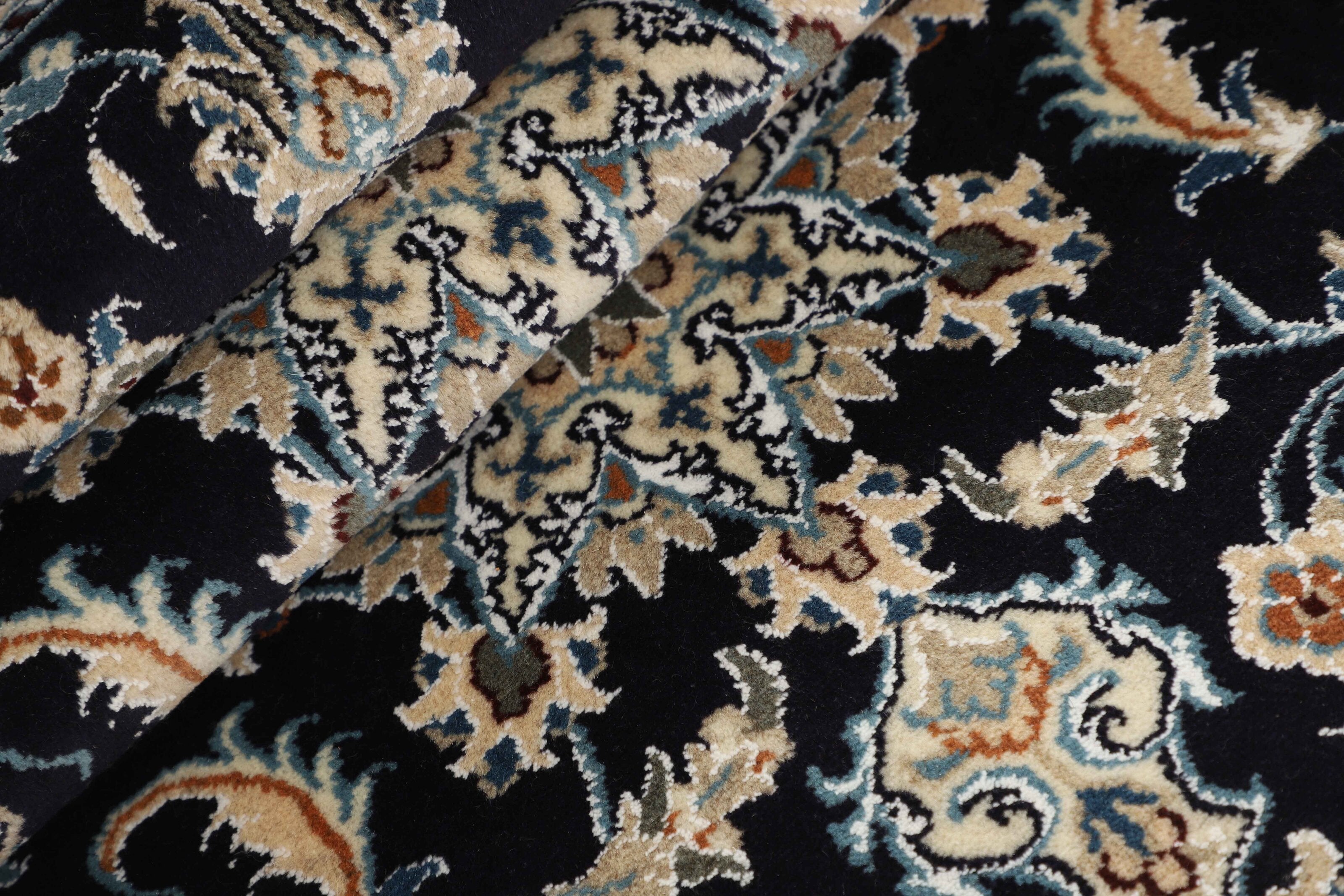 Nain Kashmar Runner 1519754