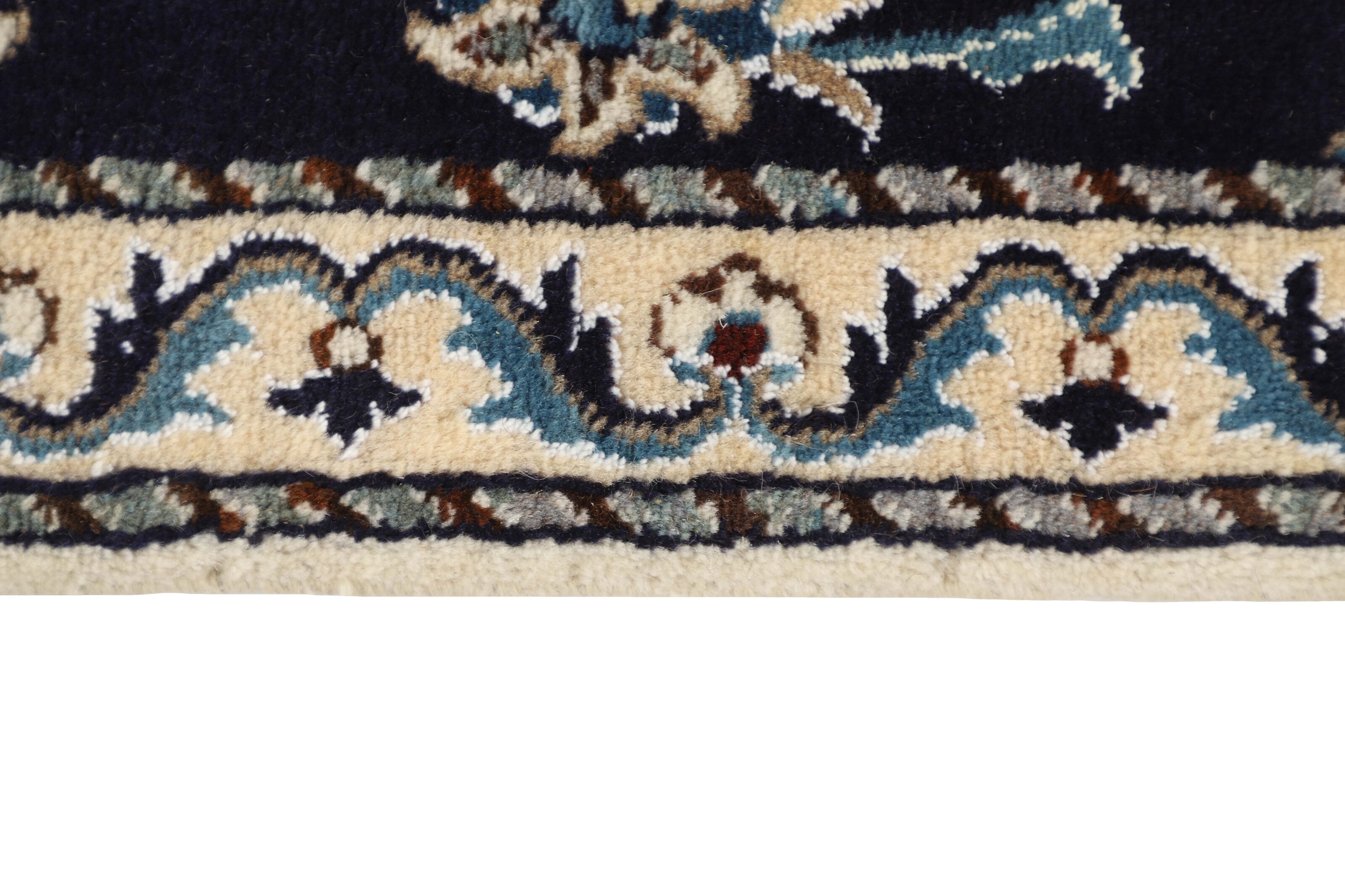 Nain Kashmar Runner 1519893