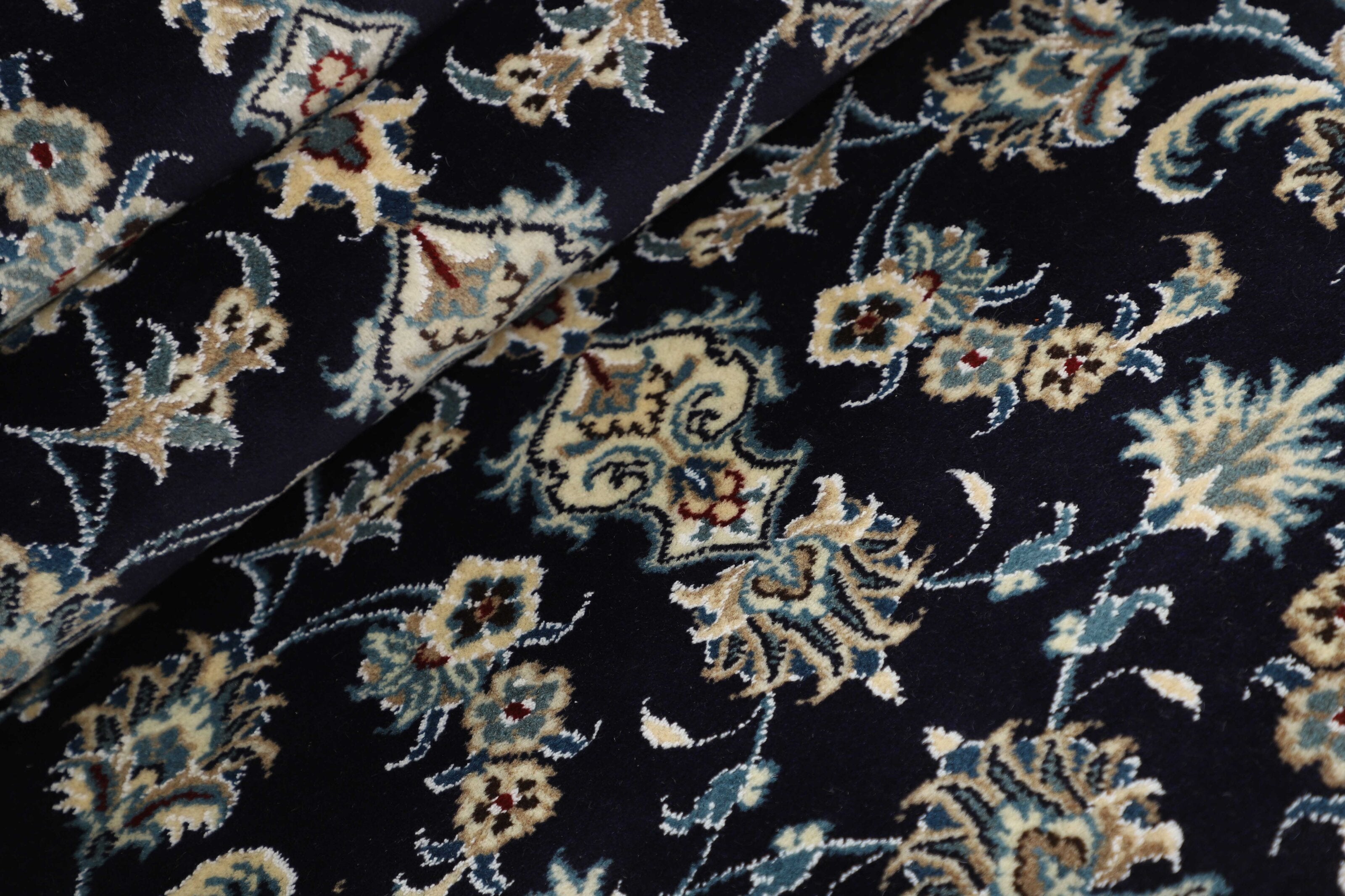 Nain Kashmar Runner 1519908