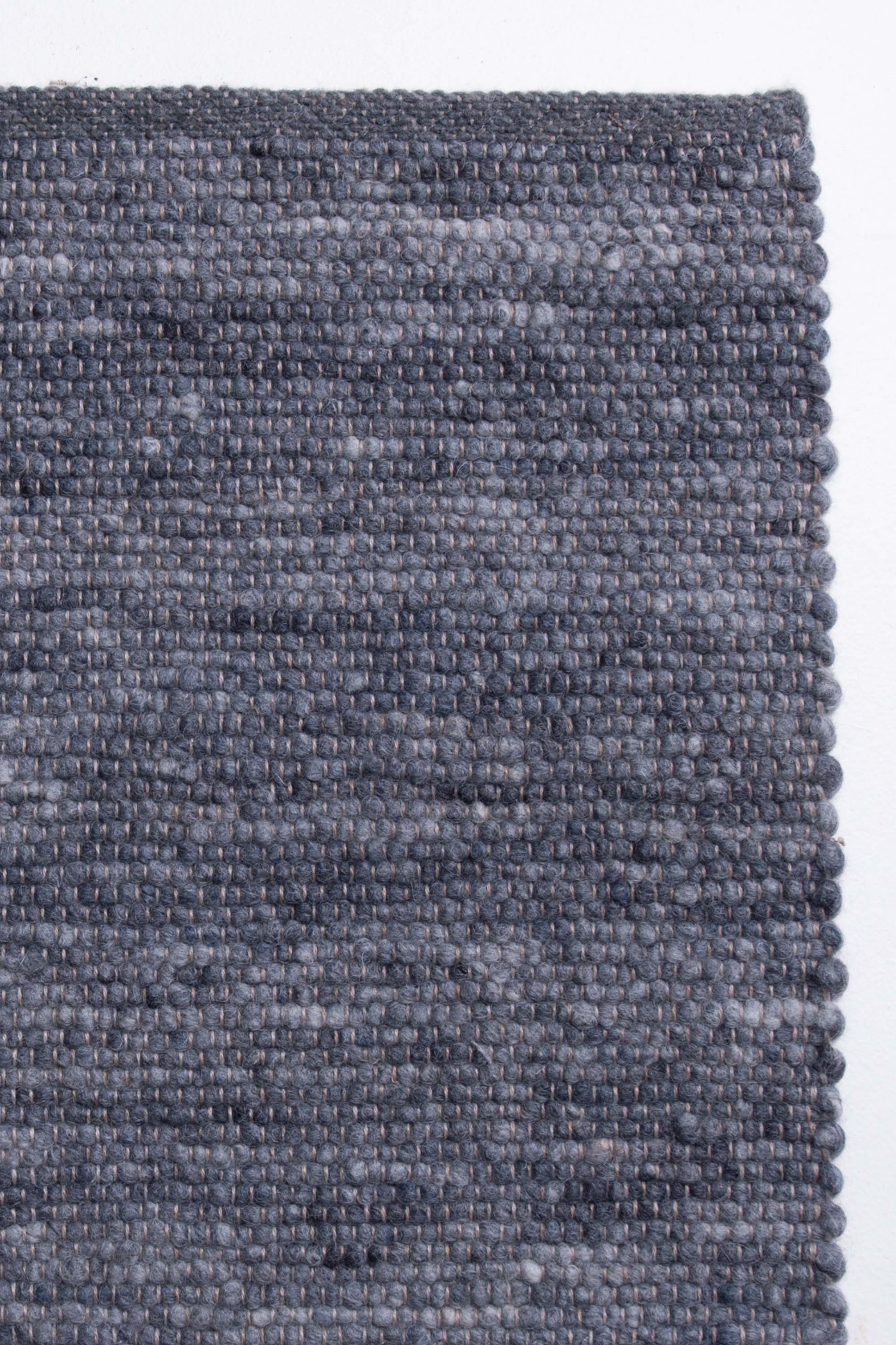Grey luxury plain handwoven rug